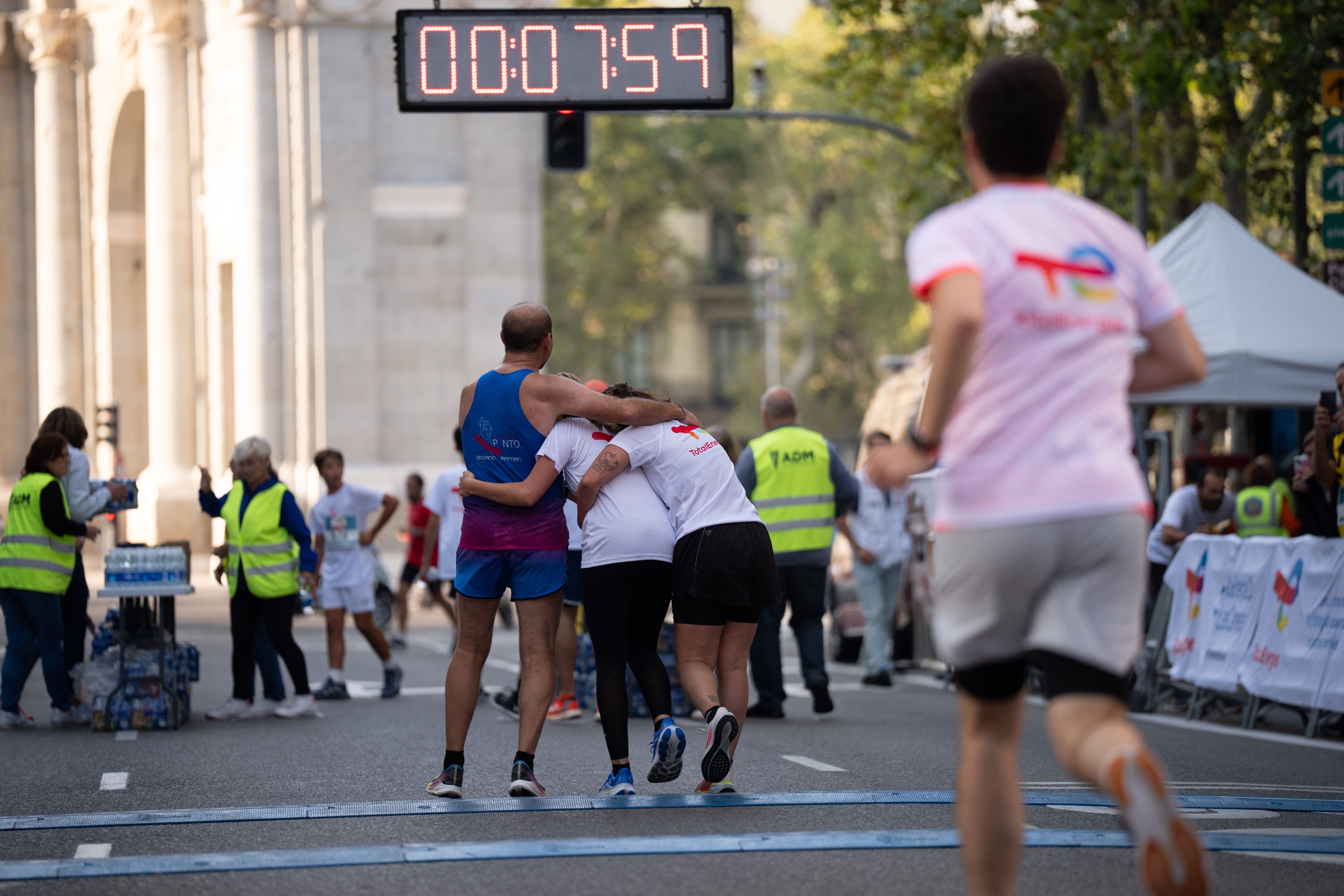 Las mejores fotos de la TotalEnergies Milla de Madrid 2024, celebrada en plena Calle Serrano. VSM PHOTOEVENTS. 13