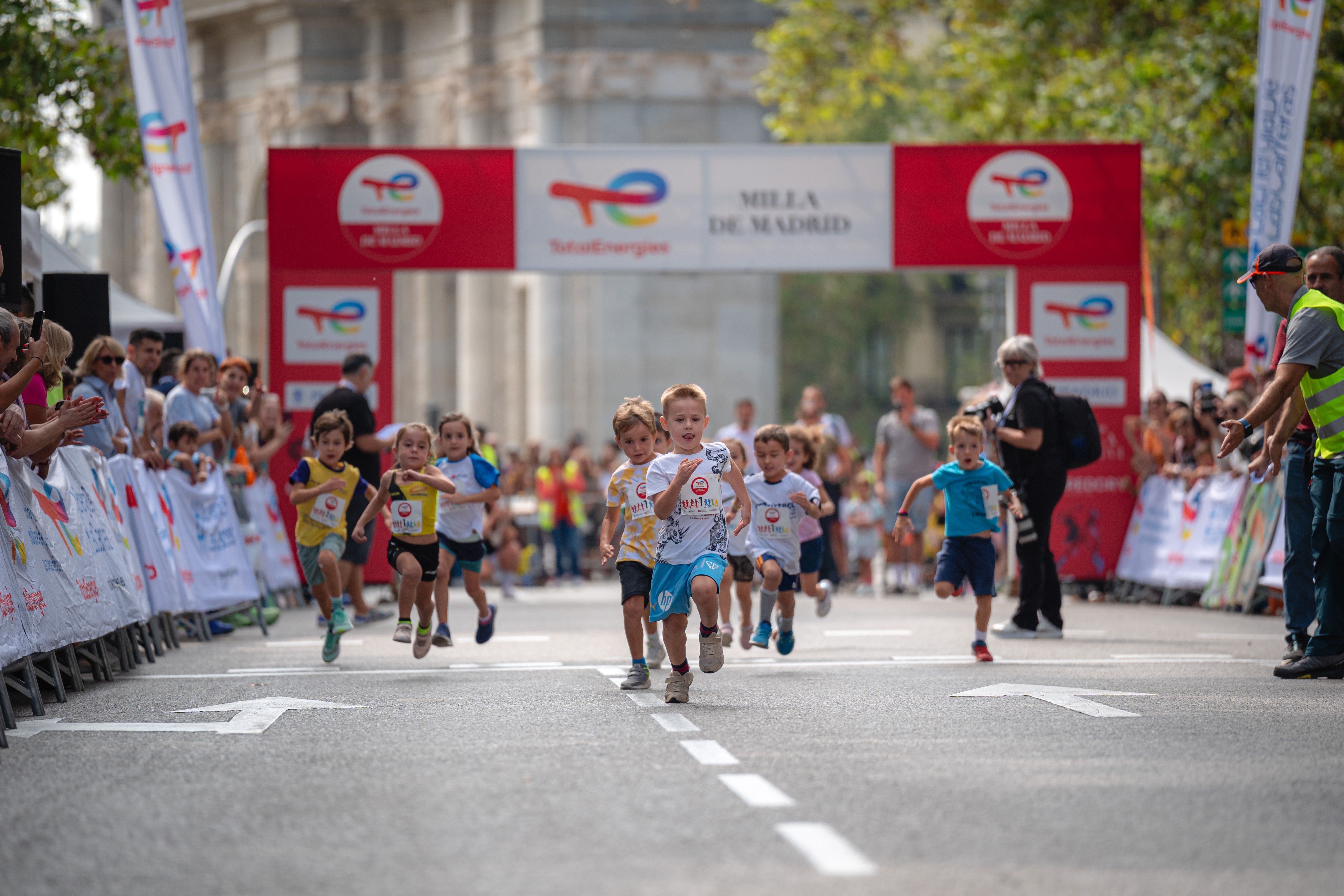 Las mejores fotos de la TotalEnergies Milla de Madrid 2024, celebrada en plena Calle Serrano. VSM PHOTOEVENTS. 38
