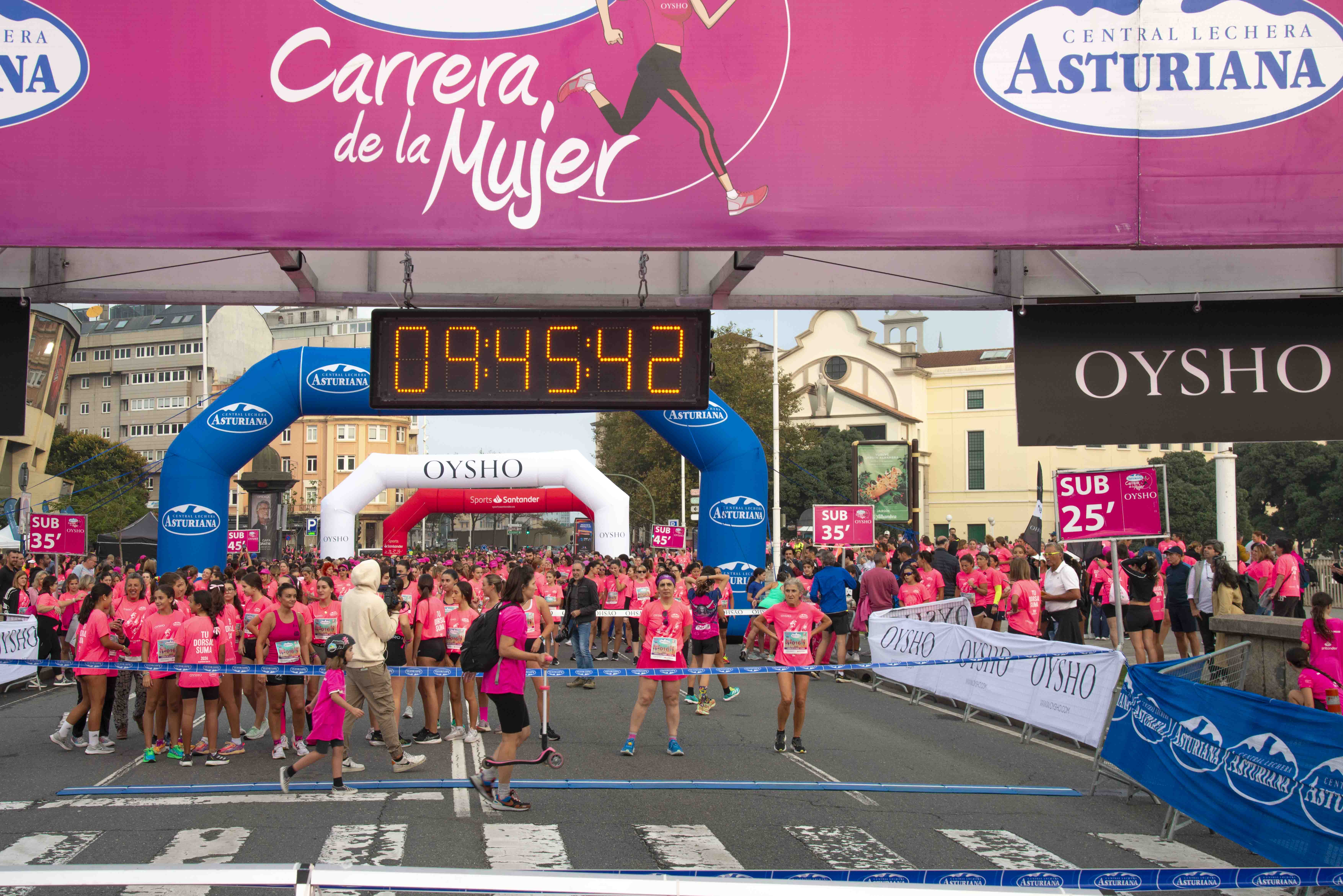Las mejores fotos de la Carrera de la Mujer de A Coruña 2024.  DSC2369 LR