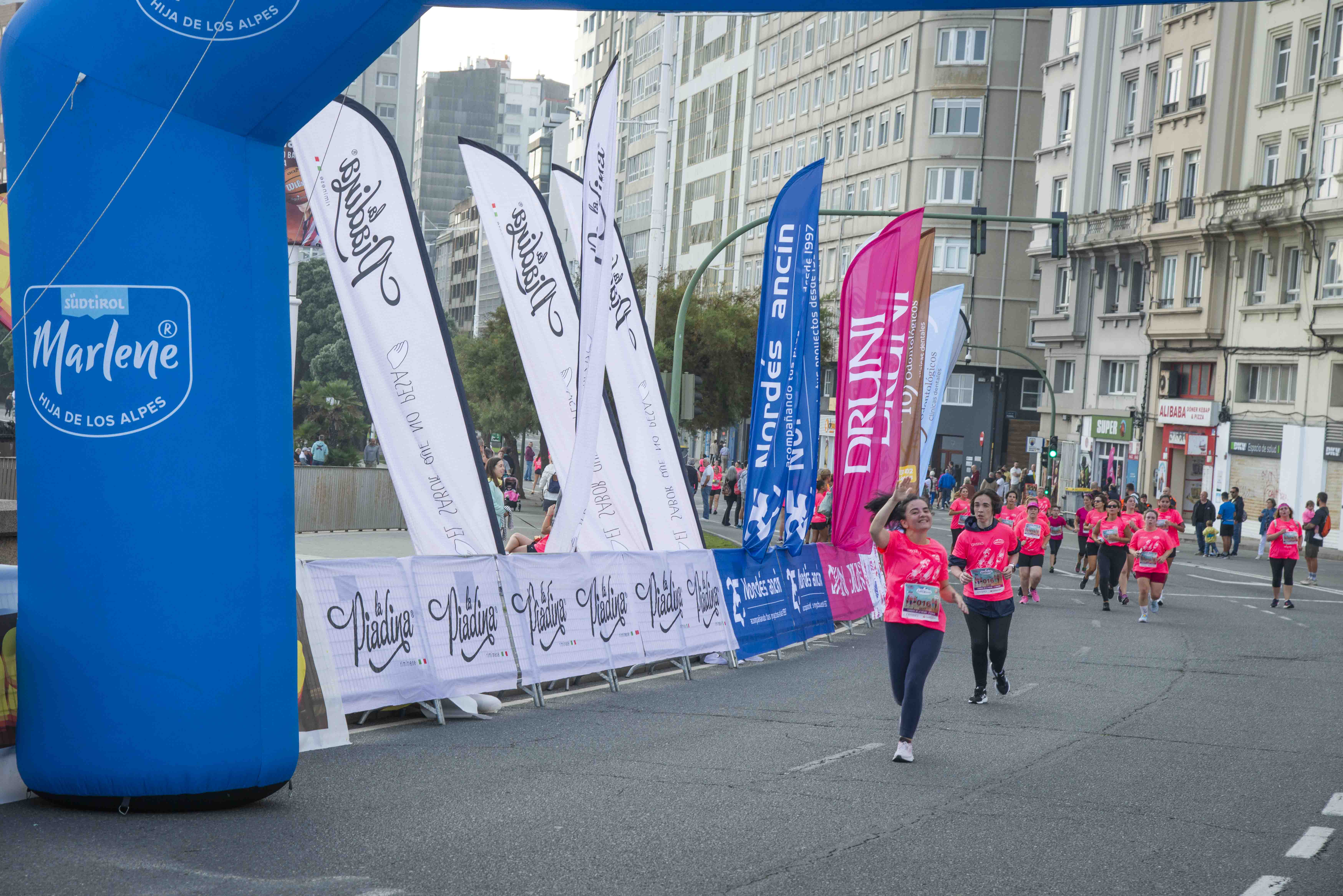 Las mejores fotos de la Carrera de la Mujer de A Coruña 2024.  DSC3410 LR