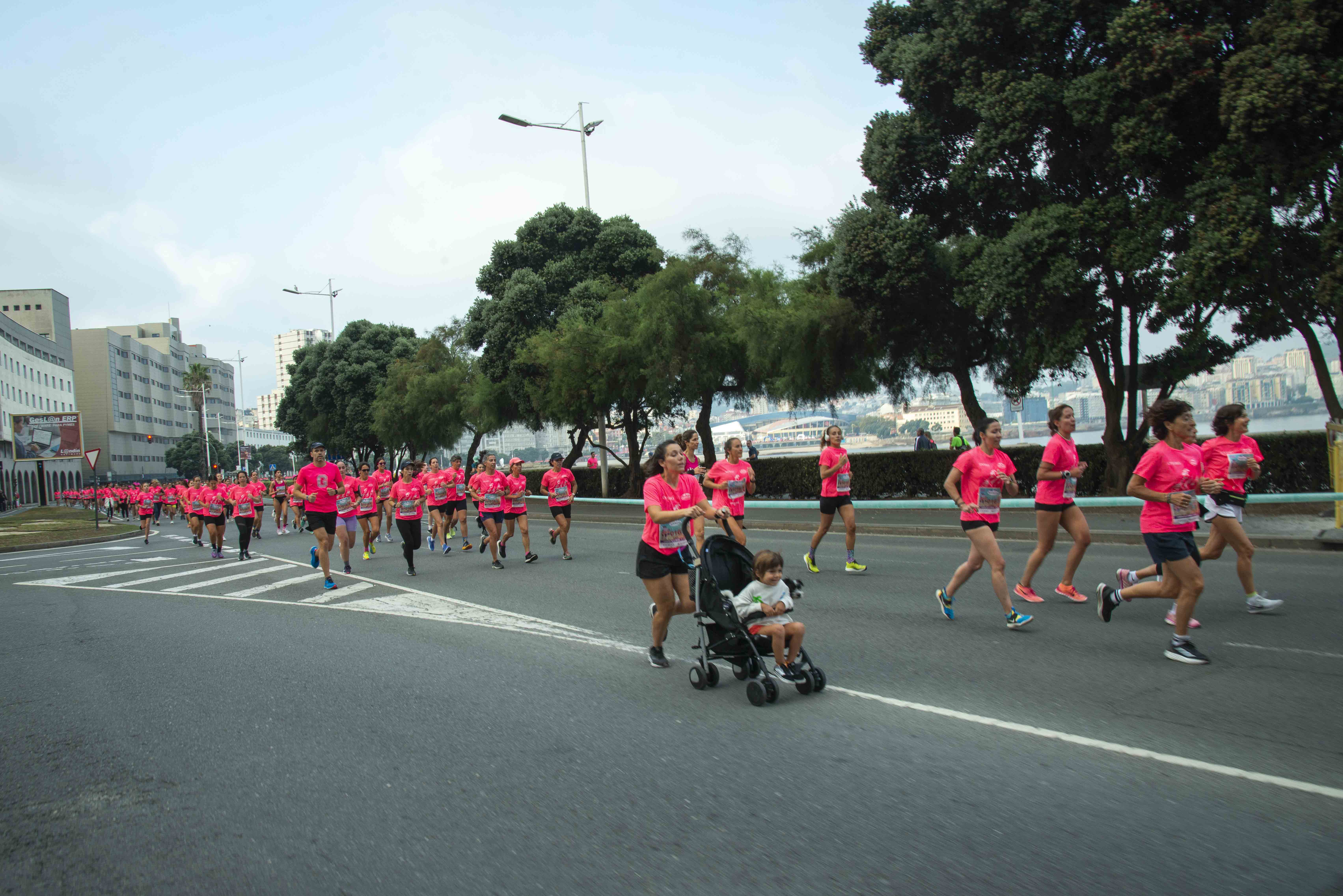 Las mejores fotos de la Carrera de la Mujer de A Coruña 2024.  DSC2642 LR