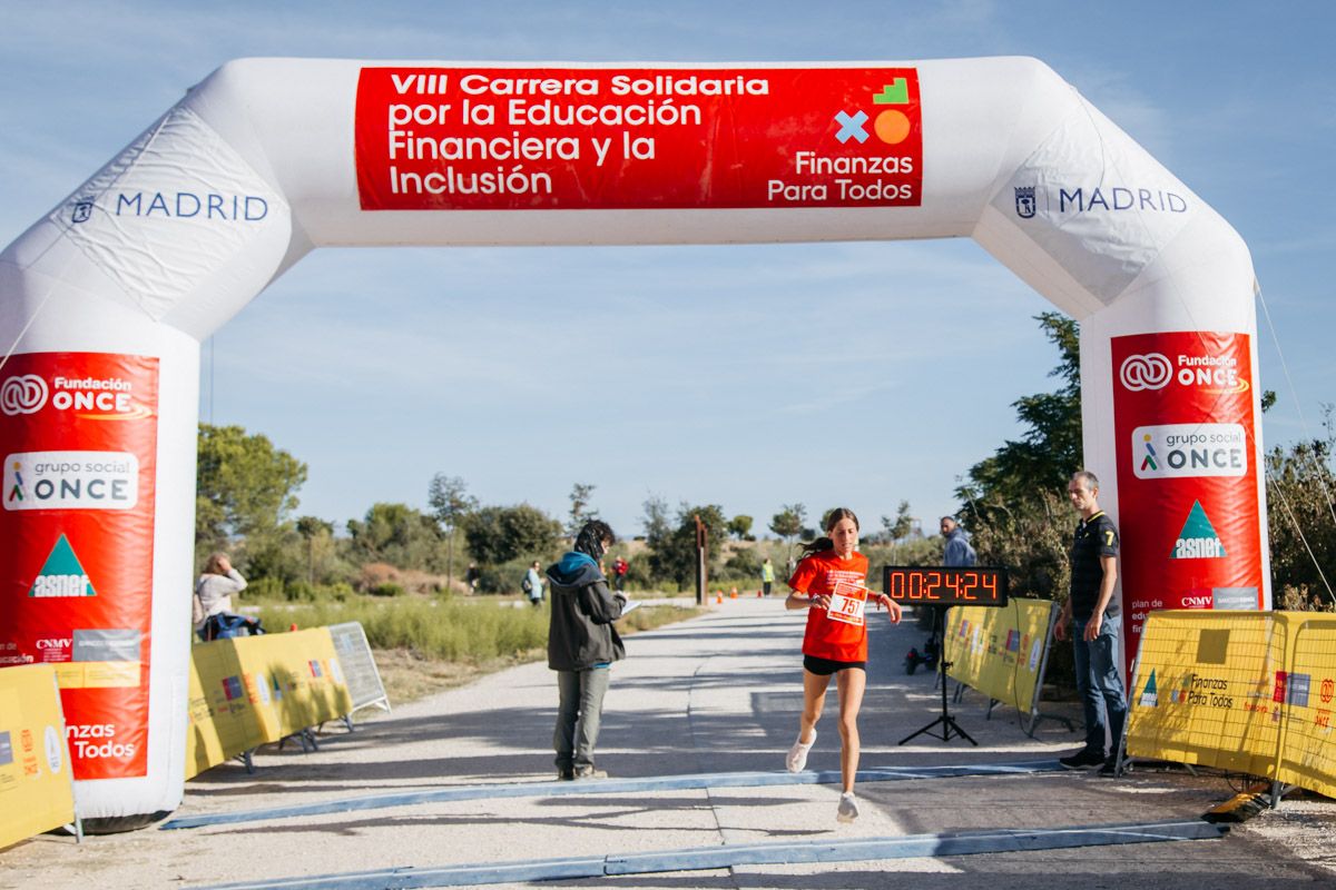 Las mejores fotos de la VIII Carrera Solidaria por la Educación financiera. Late mi Lente (136)