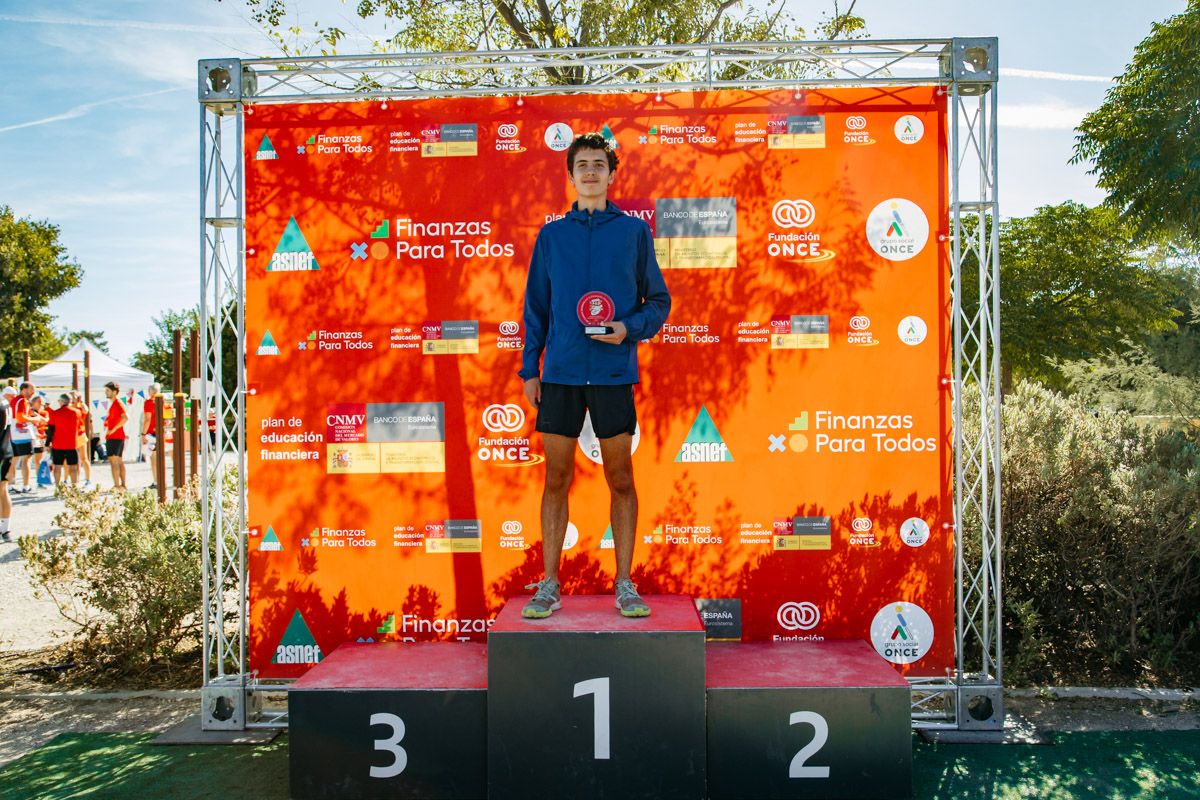 Las mejores fotos de la VIII Carrera Solidaria por la Educación financiera. Late mi Lente (429)