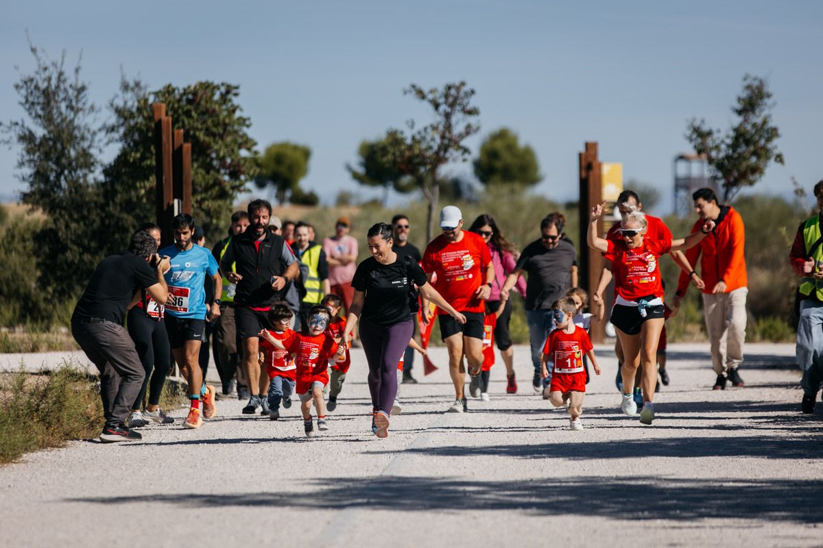 Las mejores fotos de la VIII Carrera Solidaria por la Educación financiera. Late mi Lente (441)