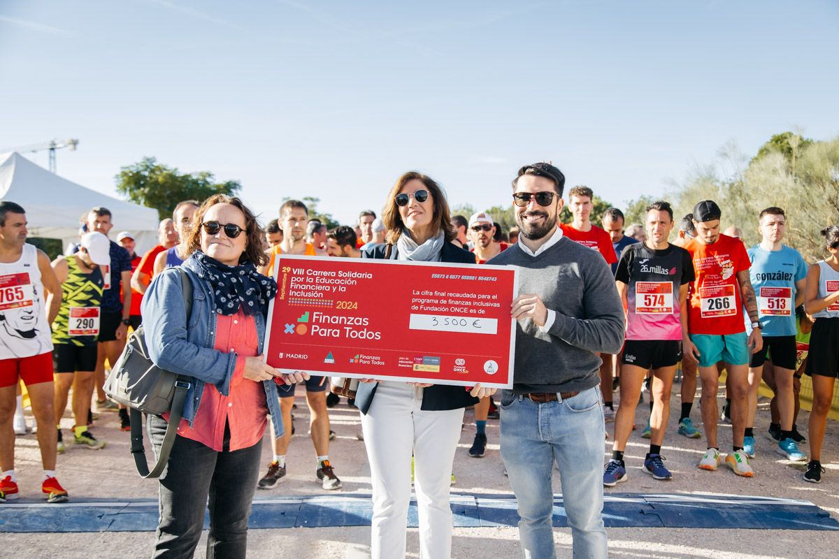 Las mejores fotos de la VIII Carrera Solidaria por la Educación financiera. Late mi Lente (65)