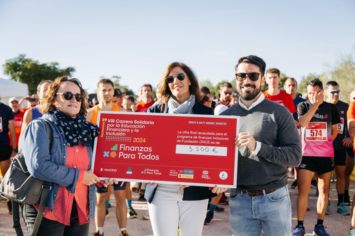 Las mejores fotos de la VIII Carrera Solidaria por la Educación financiera. Late mi Lente (67)