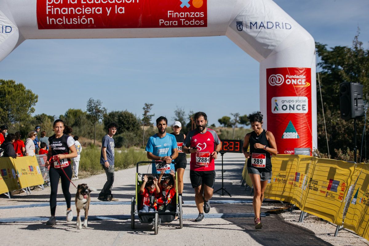 Las mejores fotos de la VIII Carrera Solidaria por la Educación financiera. Late mi Lente (391)