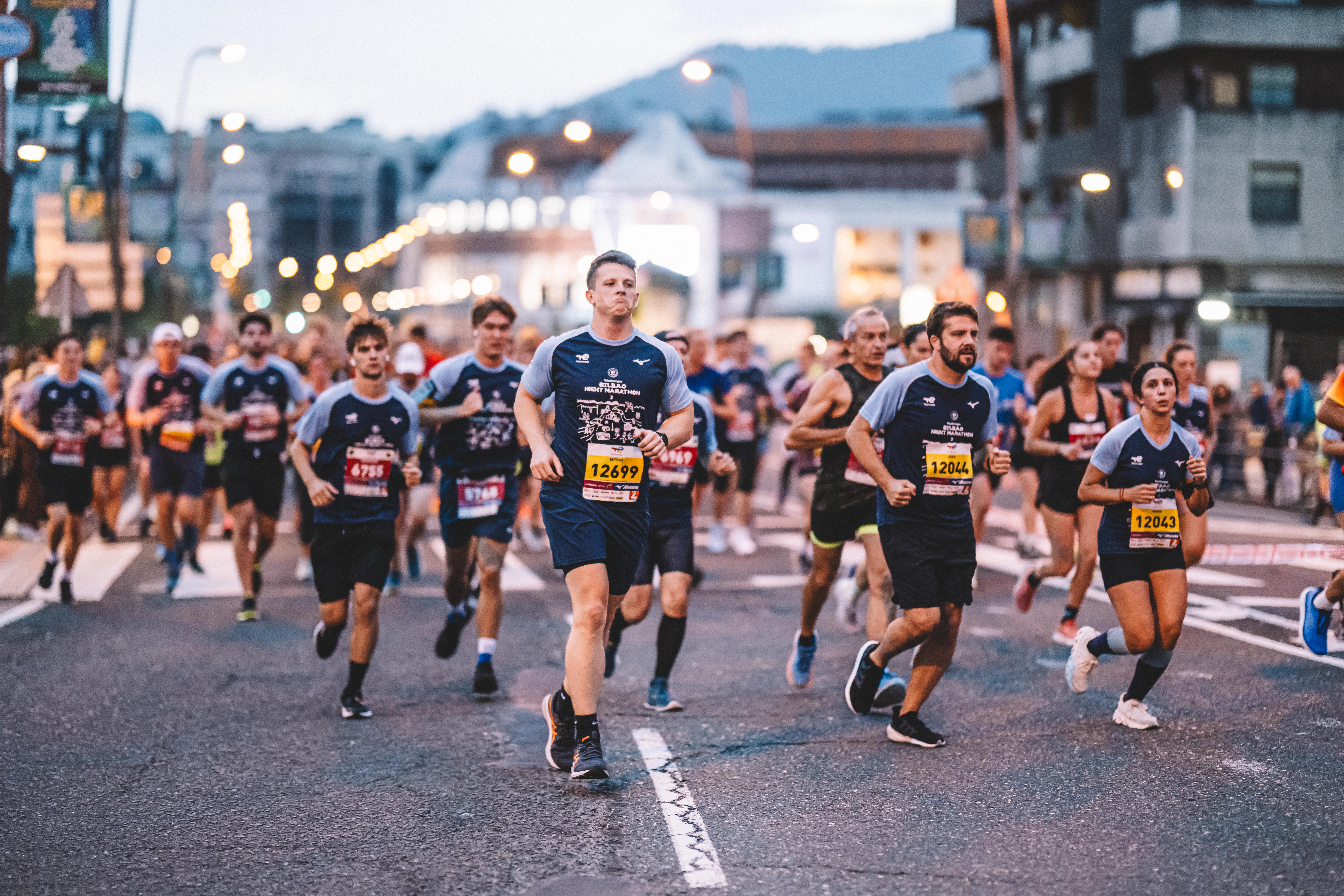 Las mejores fotos del TotalEnergies Bilbao Night Marathon 2024. FOTORUNNERS. 8