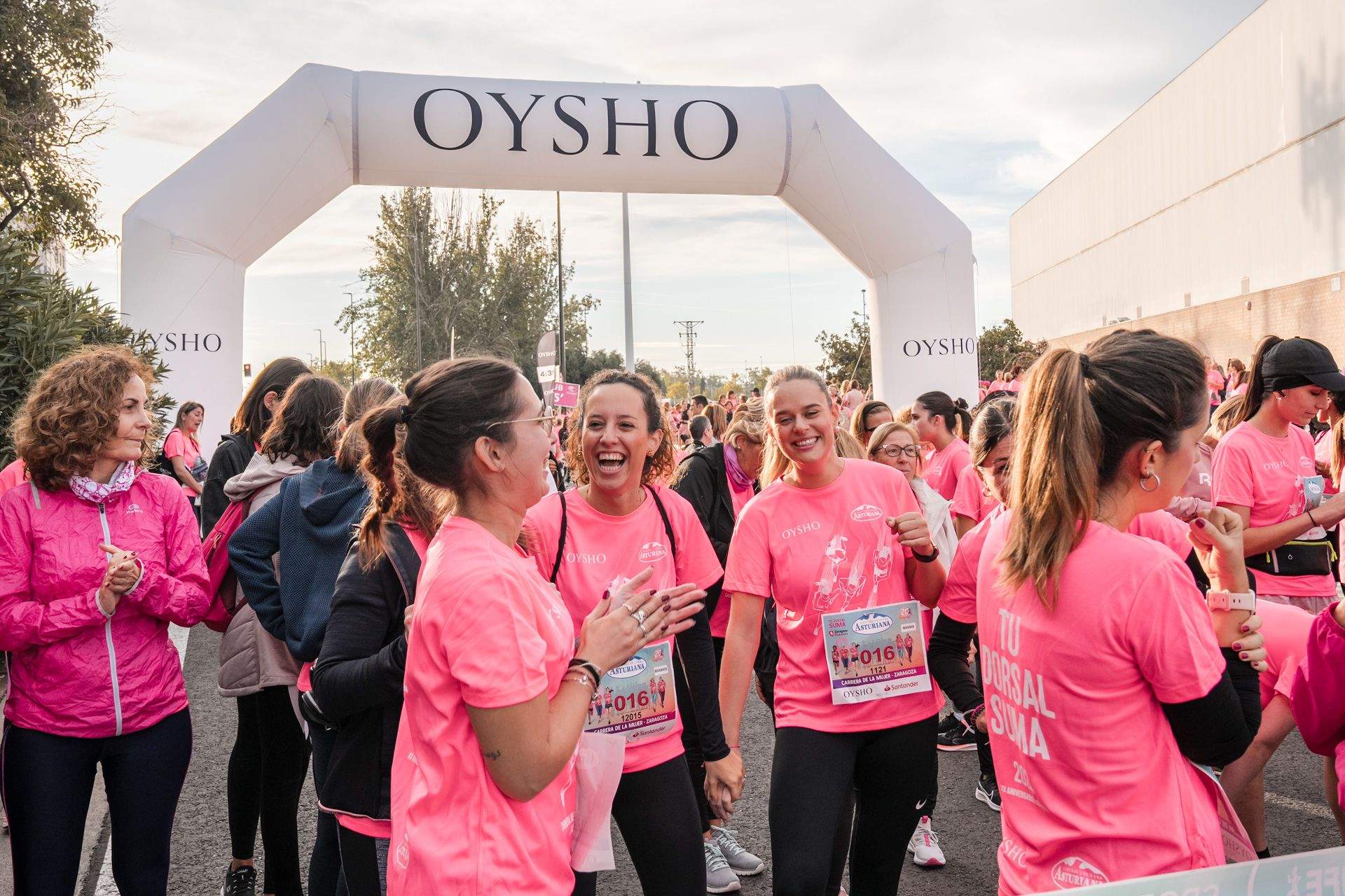Las mejores fotos de la Carrera de la Mujer Central Lechera Asturiana de Zaragoza 2024 9