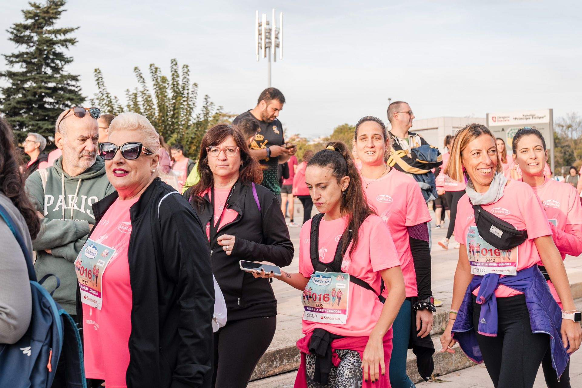 Las mejores fotos de la Carrera de la Mujer Central Lechera Asturiana de Zaragoza 2024 11