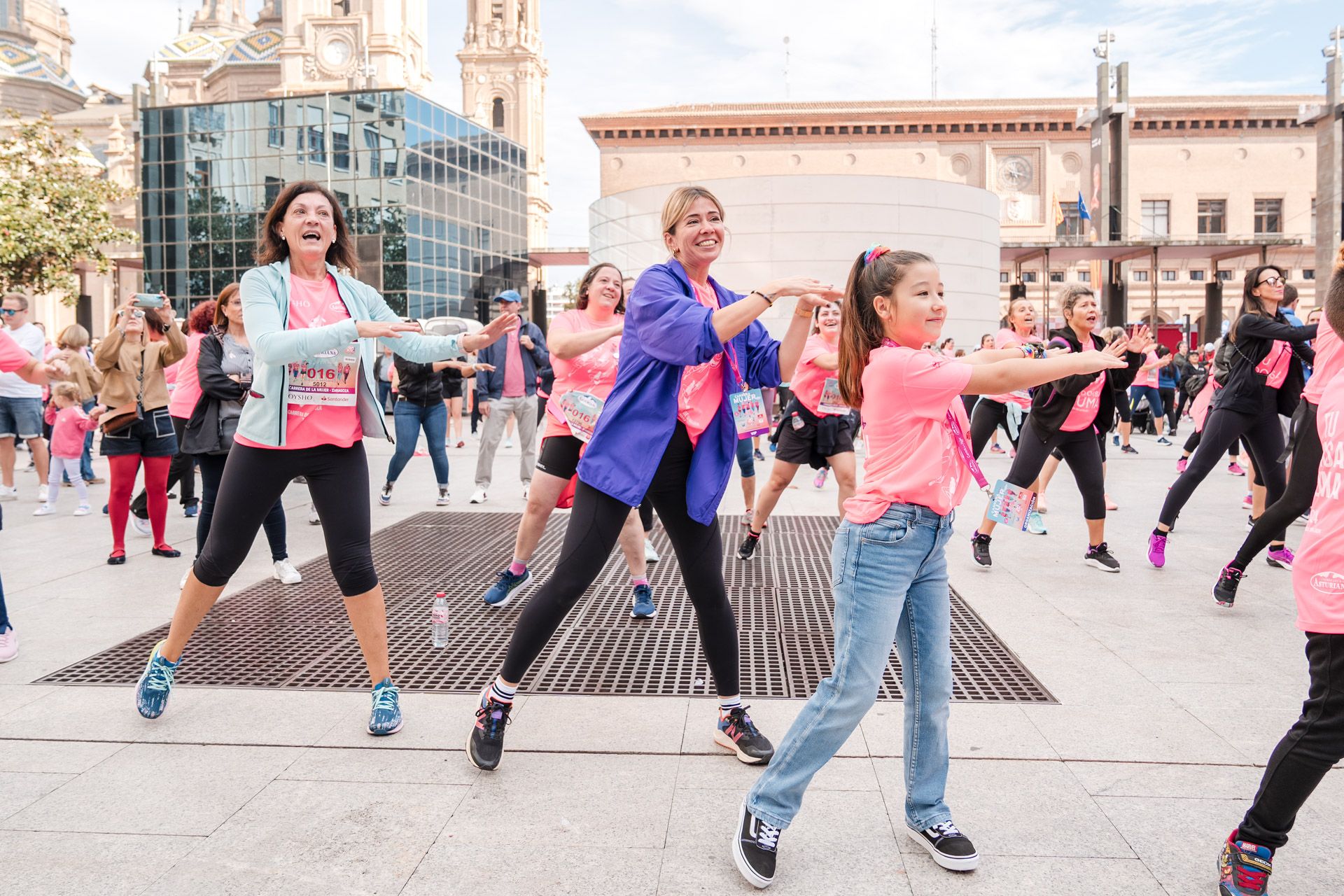 Las mejores fotos de la Carrera de la Mujer Central Lechera Asturiana de Zaragoza 2024 362