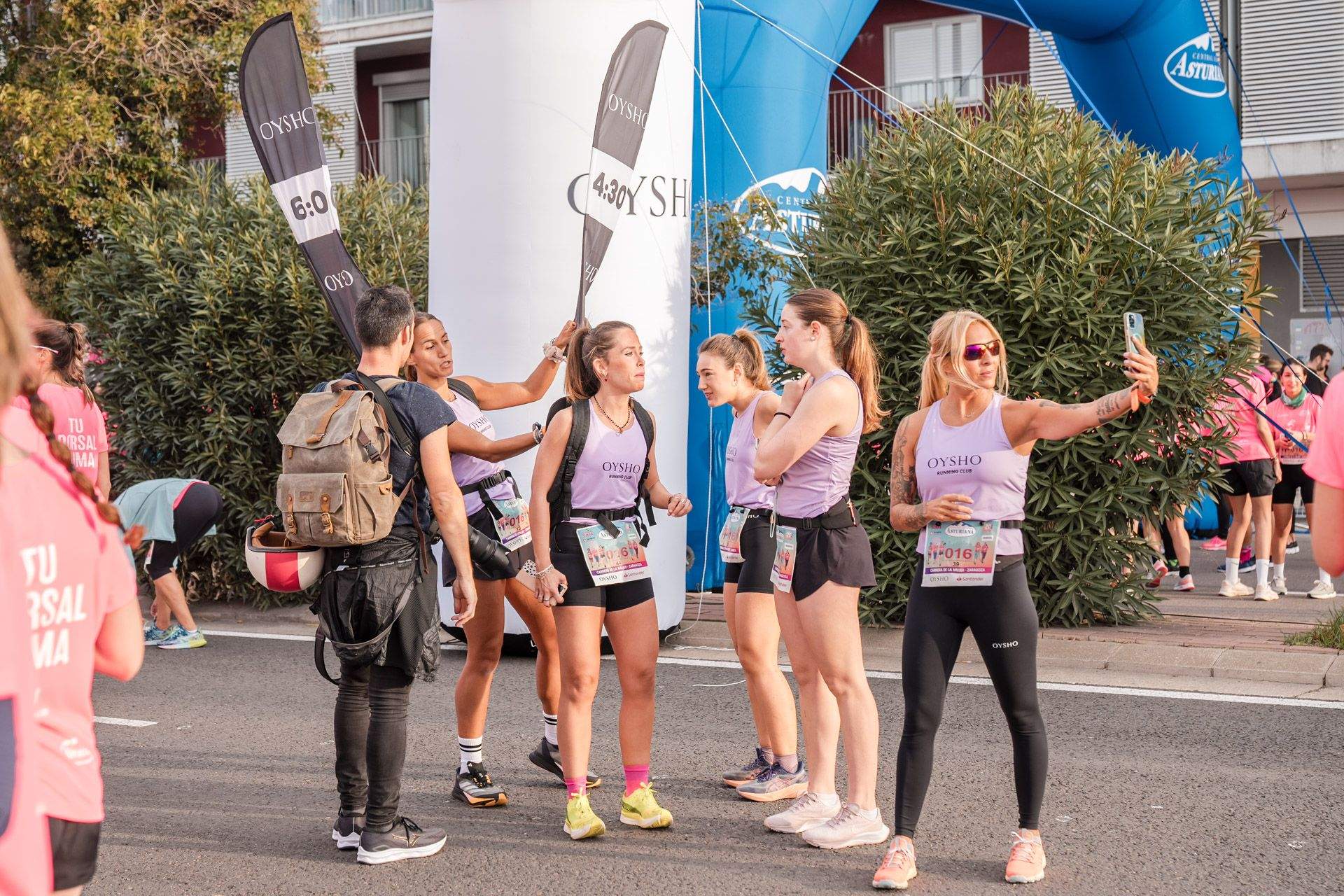 Las mejores fotos de la Carrera de la Mujer Central Lechera Asturiana de Zaragoza 2024 16