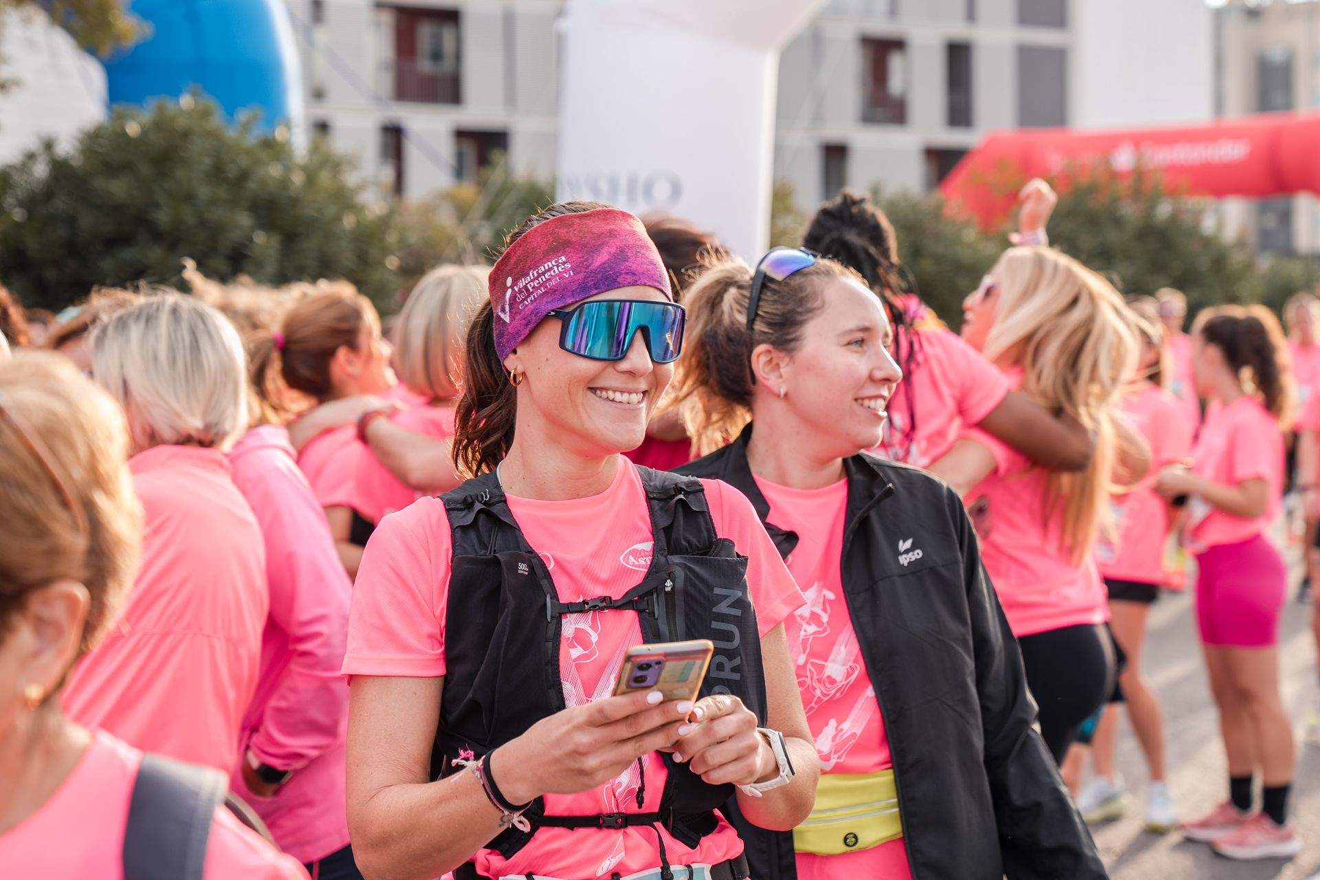 Las mejores fotos de la Carrera de la Mujer Central Lechera Asturiana de Zaragoza 2024 19