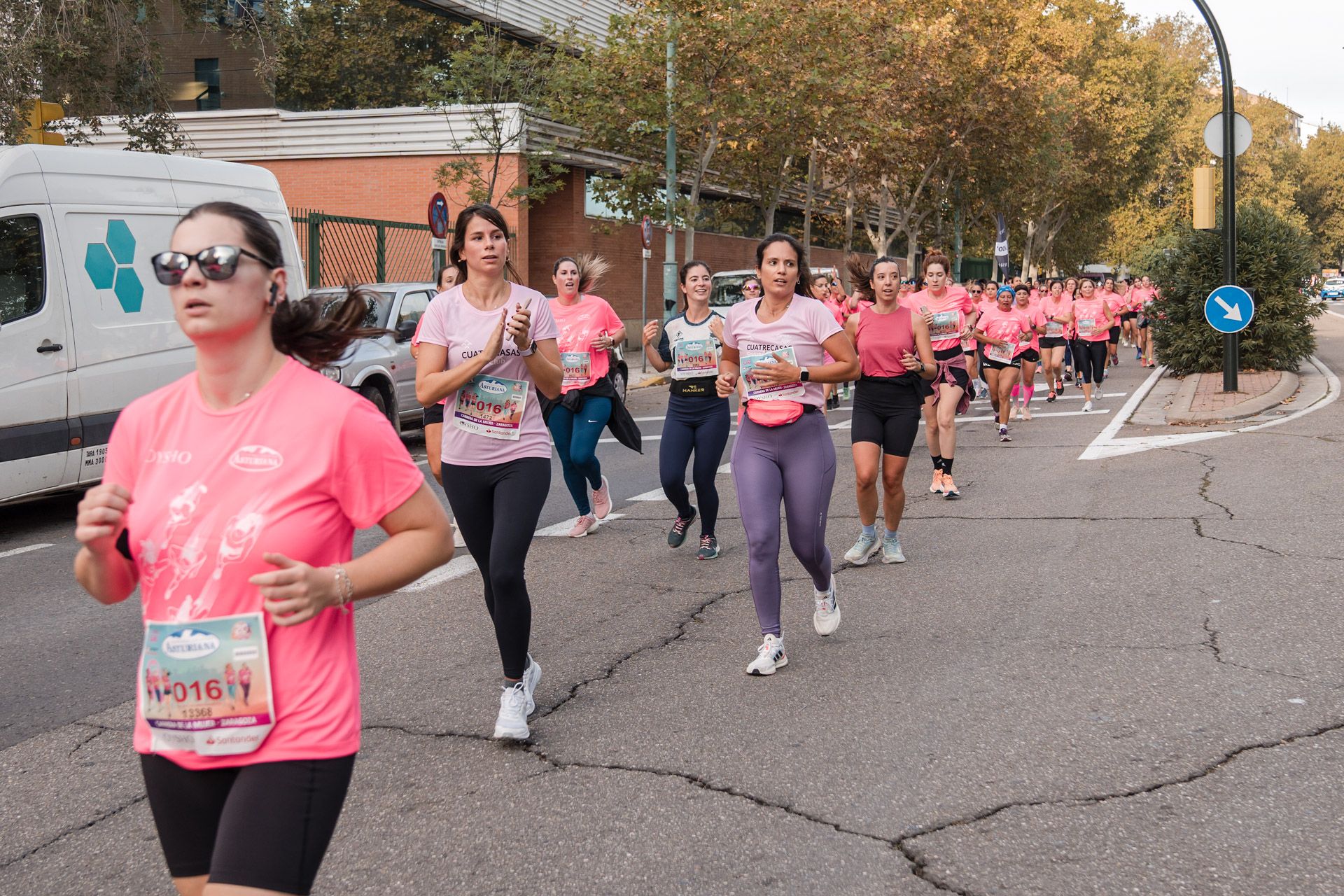 Las mejores fotos de la Carrera de la Mujer Central Lechera Asturiana de Zaragoza 2024 133