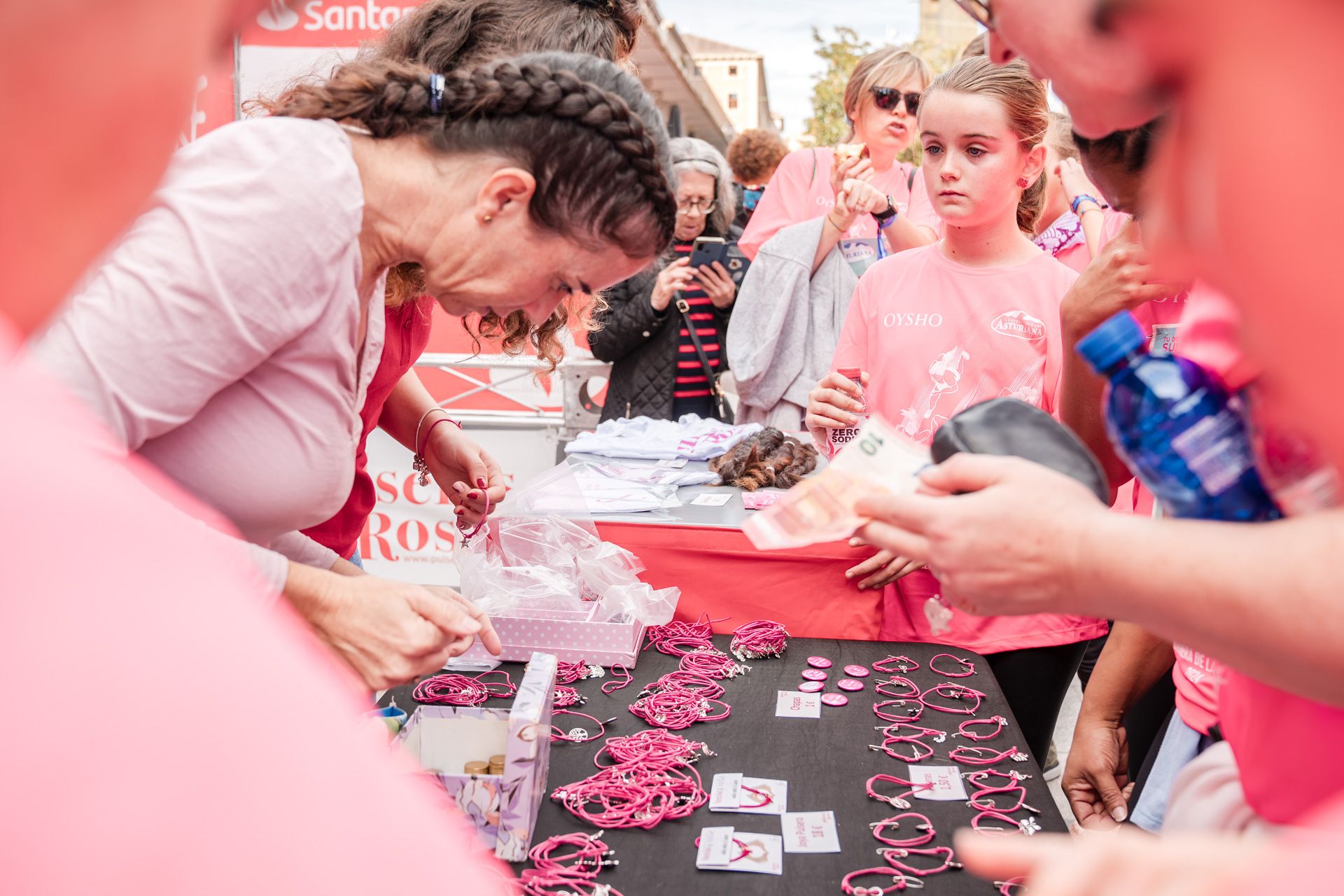 Las mejores fotos de la Carrera de la Mujer Central Lechera Asturiana de Zaragoza 2024 368