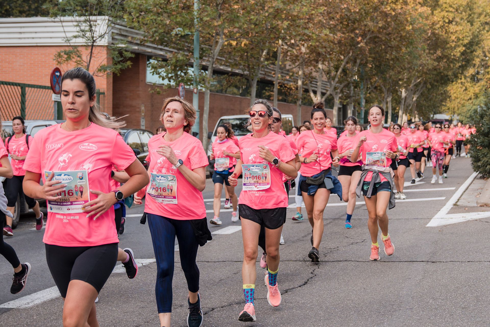 Las mejores fotos de la Carrera de la Mujer Central Lechera Asturiana de Zaragoza 2024 136