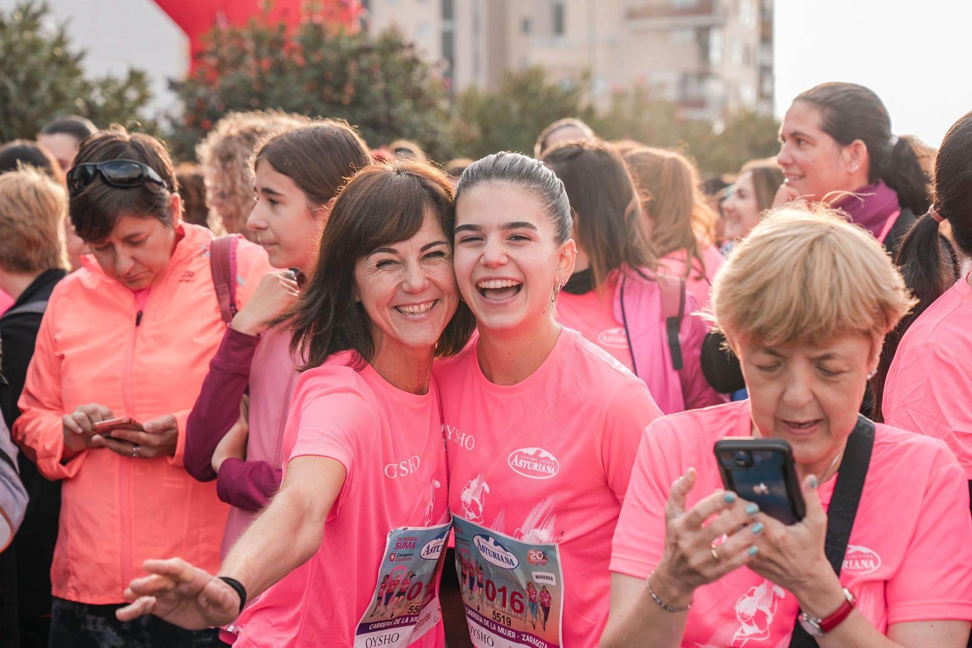 Las mejores fotos de la Carrera de la Mujer Central Lechera Asturiana de Zaragoza 2024 23