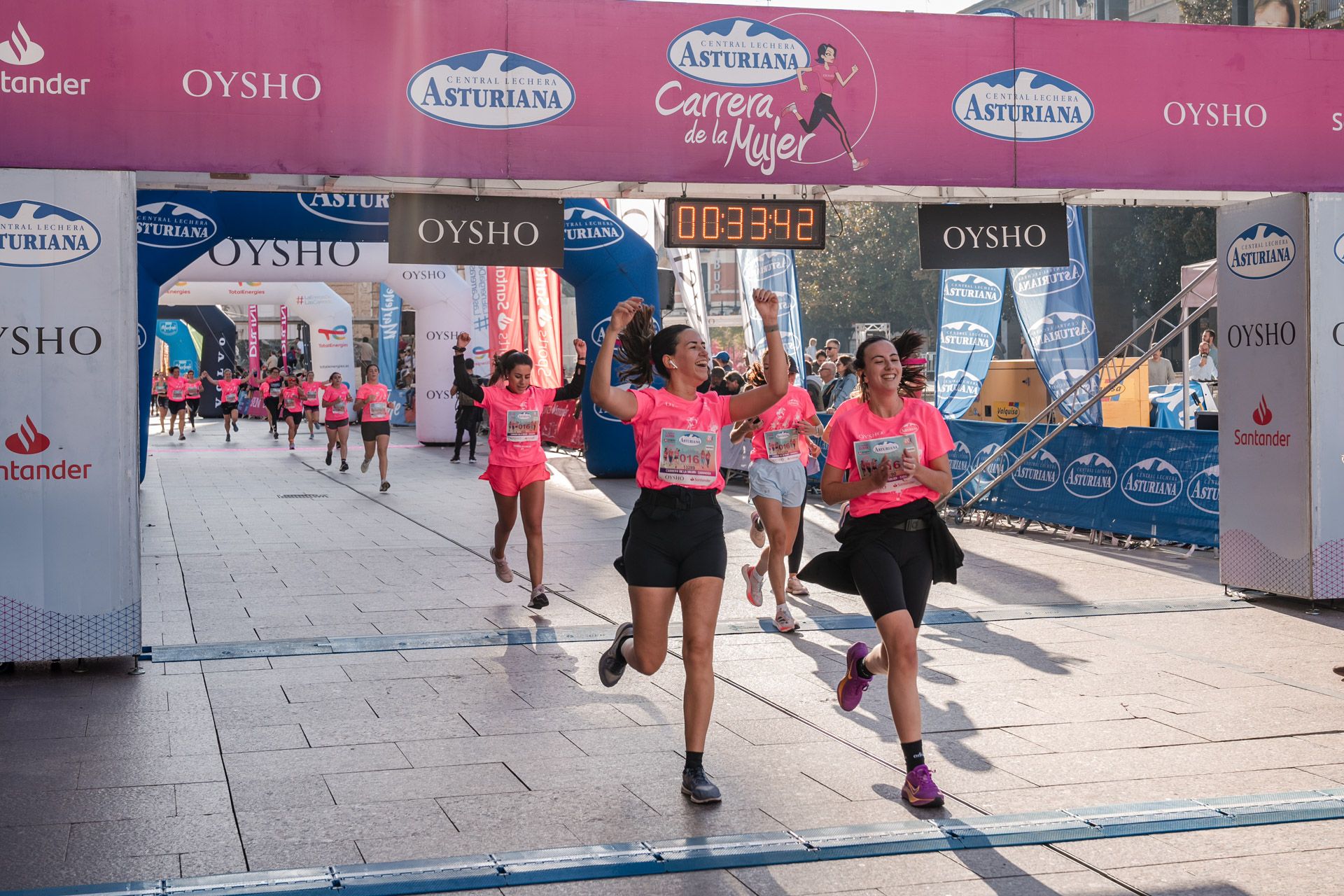 Las mejores fotos de la Carrera de la Mujer Central Lechera Asturiana de Zaragoza 2024 255