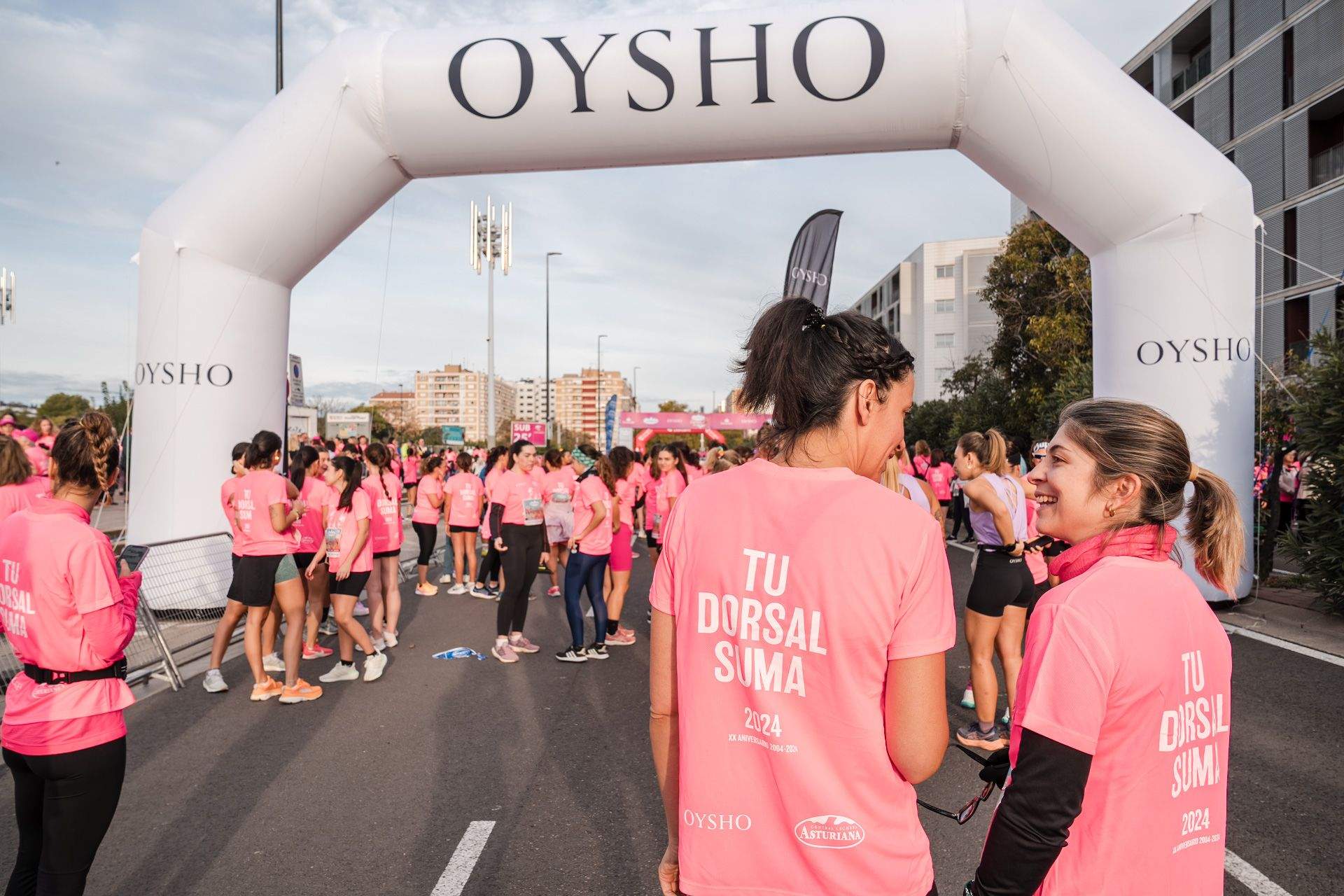 Las mejores fotos de la Carrera de la Mujer Central Lechera Asturiana de Zaragoza 2024 26