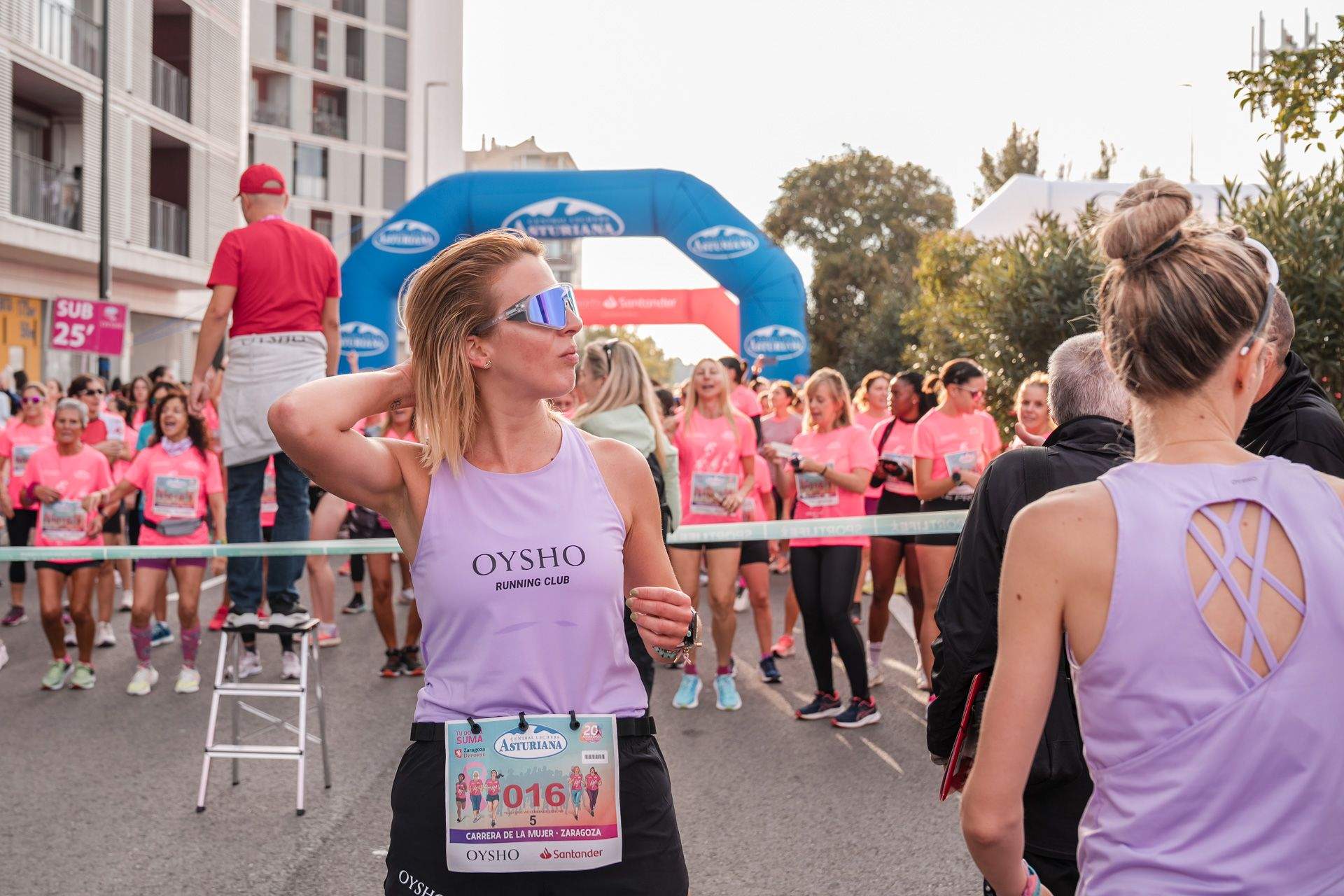 Las mejores fotos de la Carrera de la Mujer Central Lechera Asturiana de Zaragoza 2024 37
