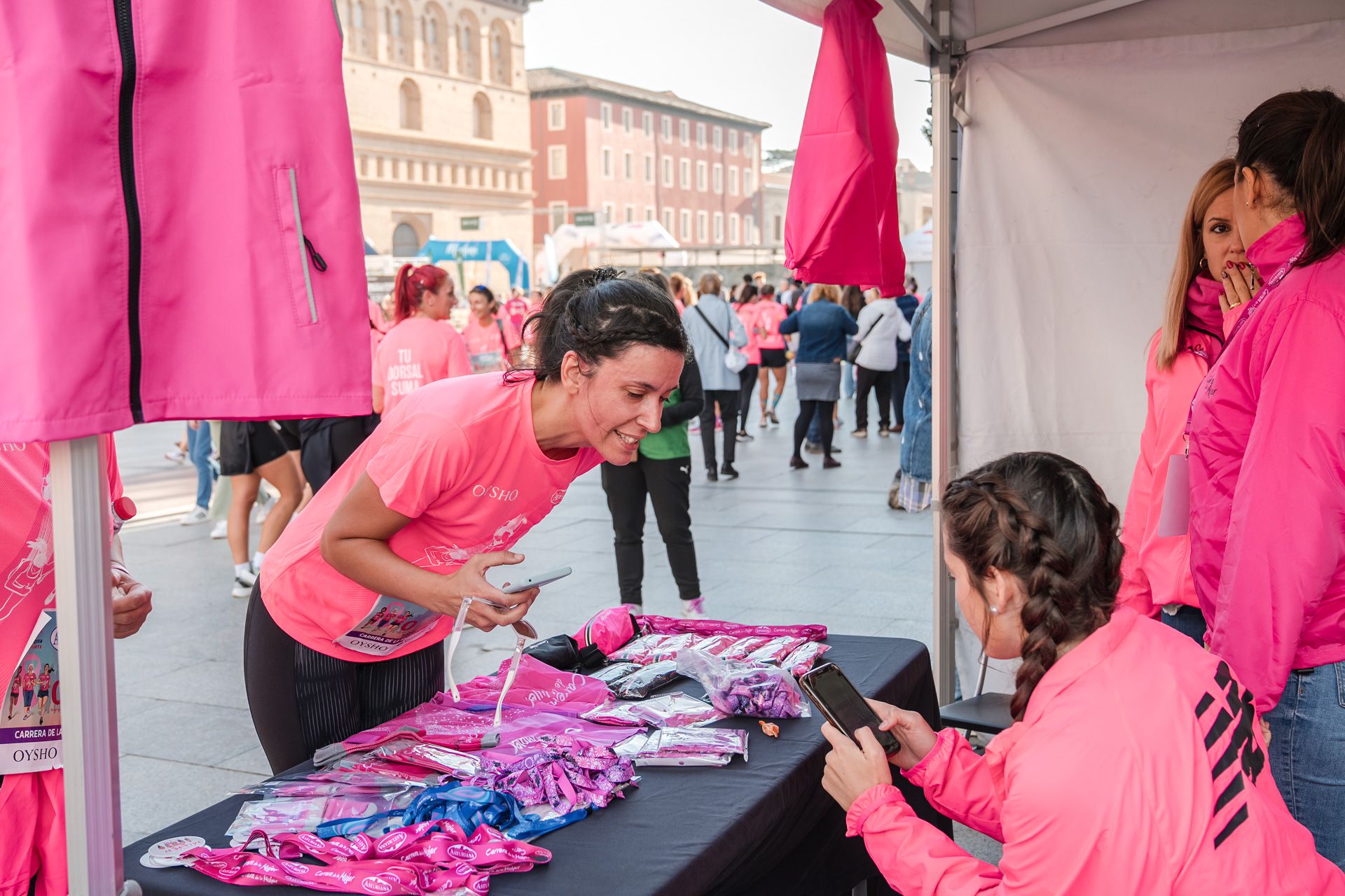 Las mejores fotos de la Carrera de la Mujer Central Lechera Asturiana de Zaragoza 2024 272