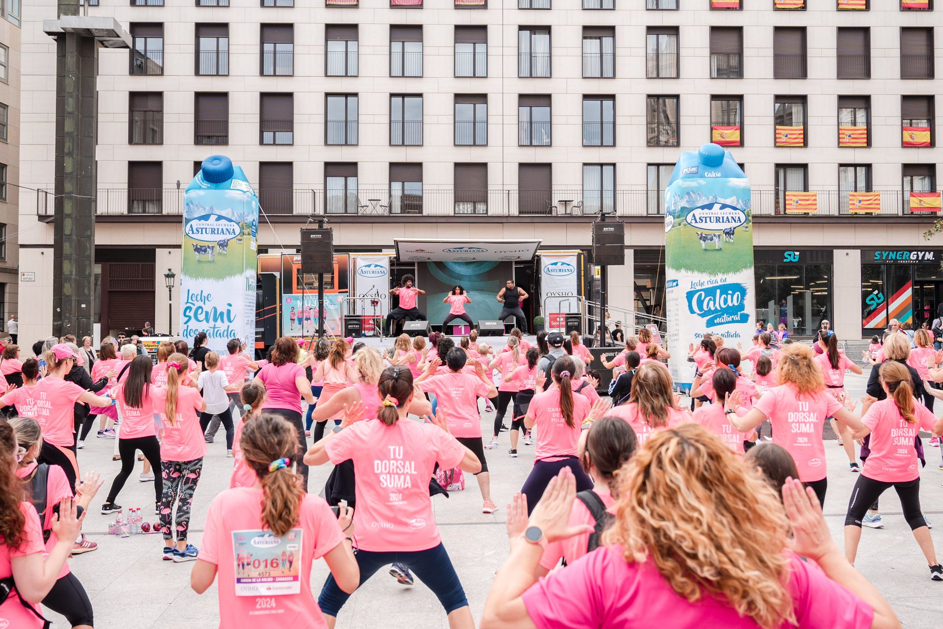 Las mejores fotos de la Carrera de la Mujer Central Lechera Asturiana de Zaragoza 2024 391