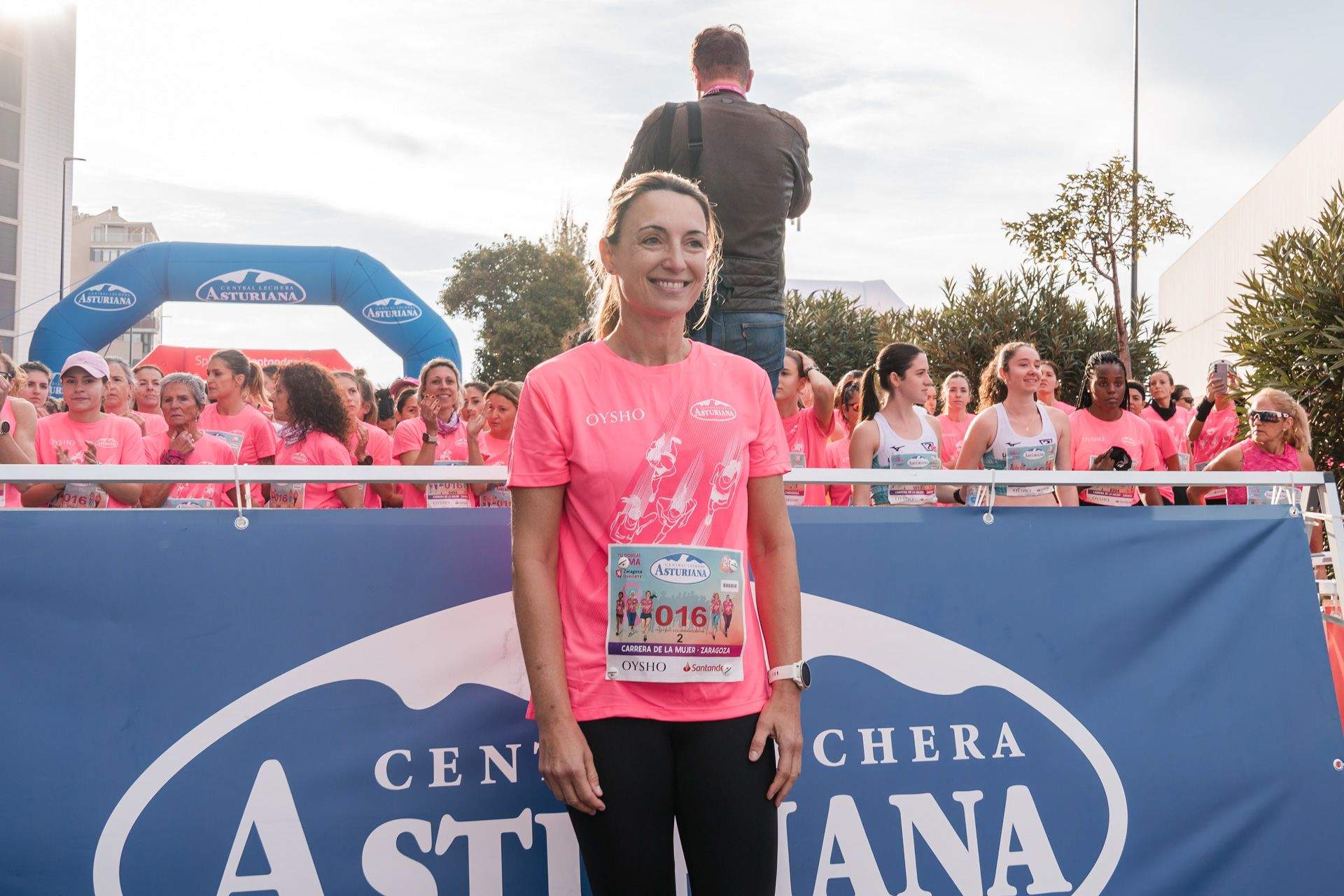 Las mejores fotos de la Carrera de la Mujer Central Lechera Asturiana de Zaragoza 2024 49