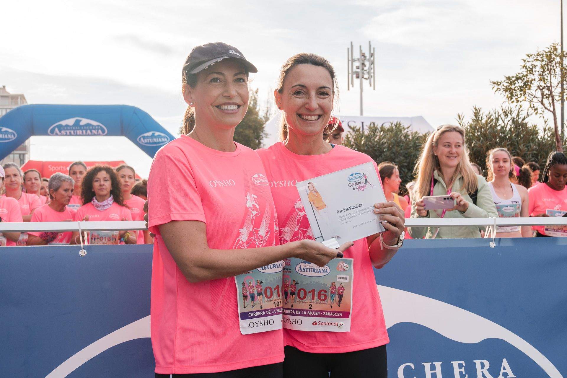 Las mejores fotos de la Carrera de la Mujer Central Lechera Asturiana de Zaragoza 2024 50