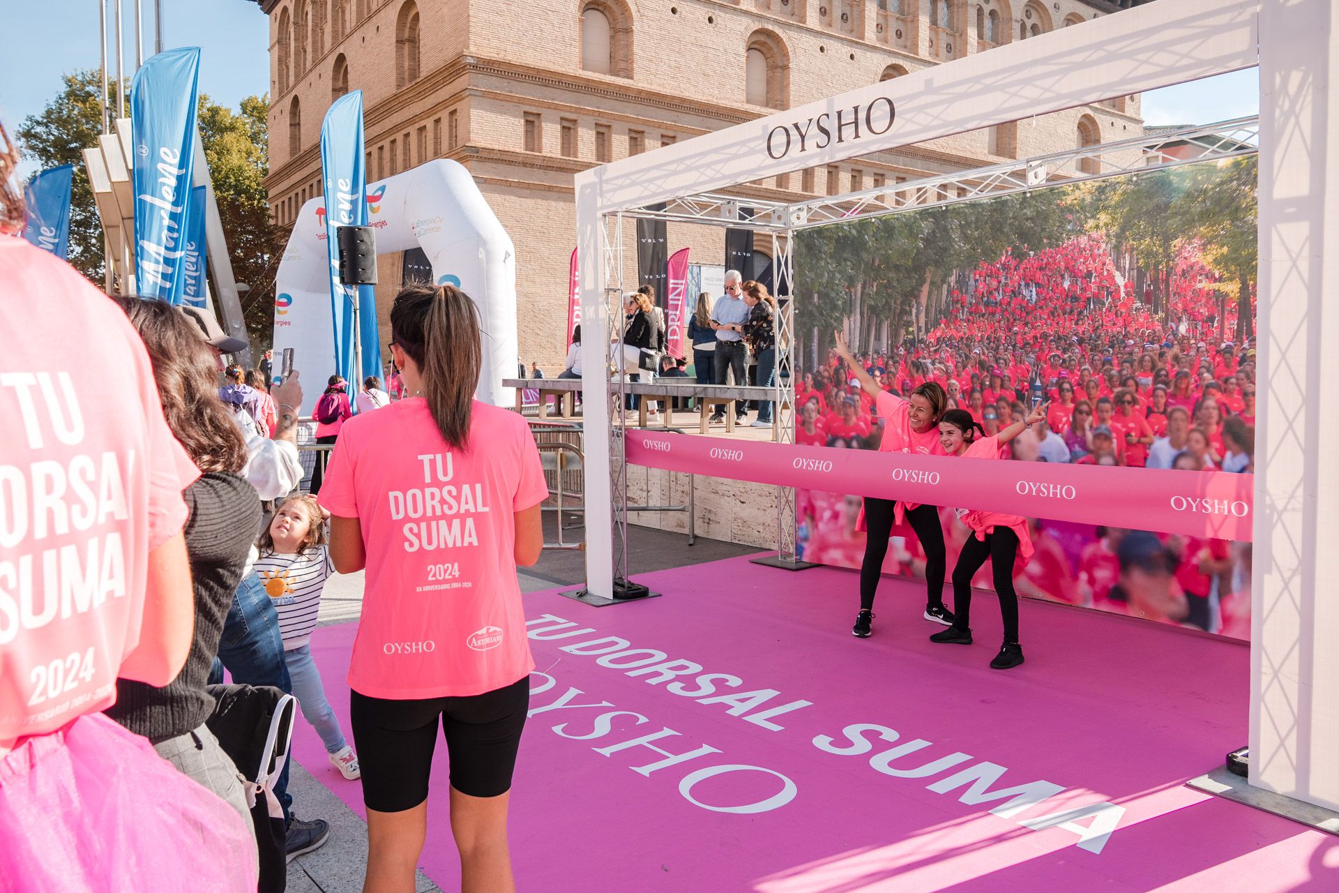 Las mejores fotos de la Carrera de la Mujer Central Lechera Asturiana de Zaragoza 2024 284