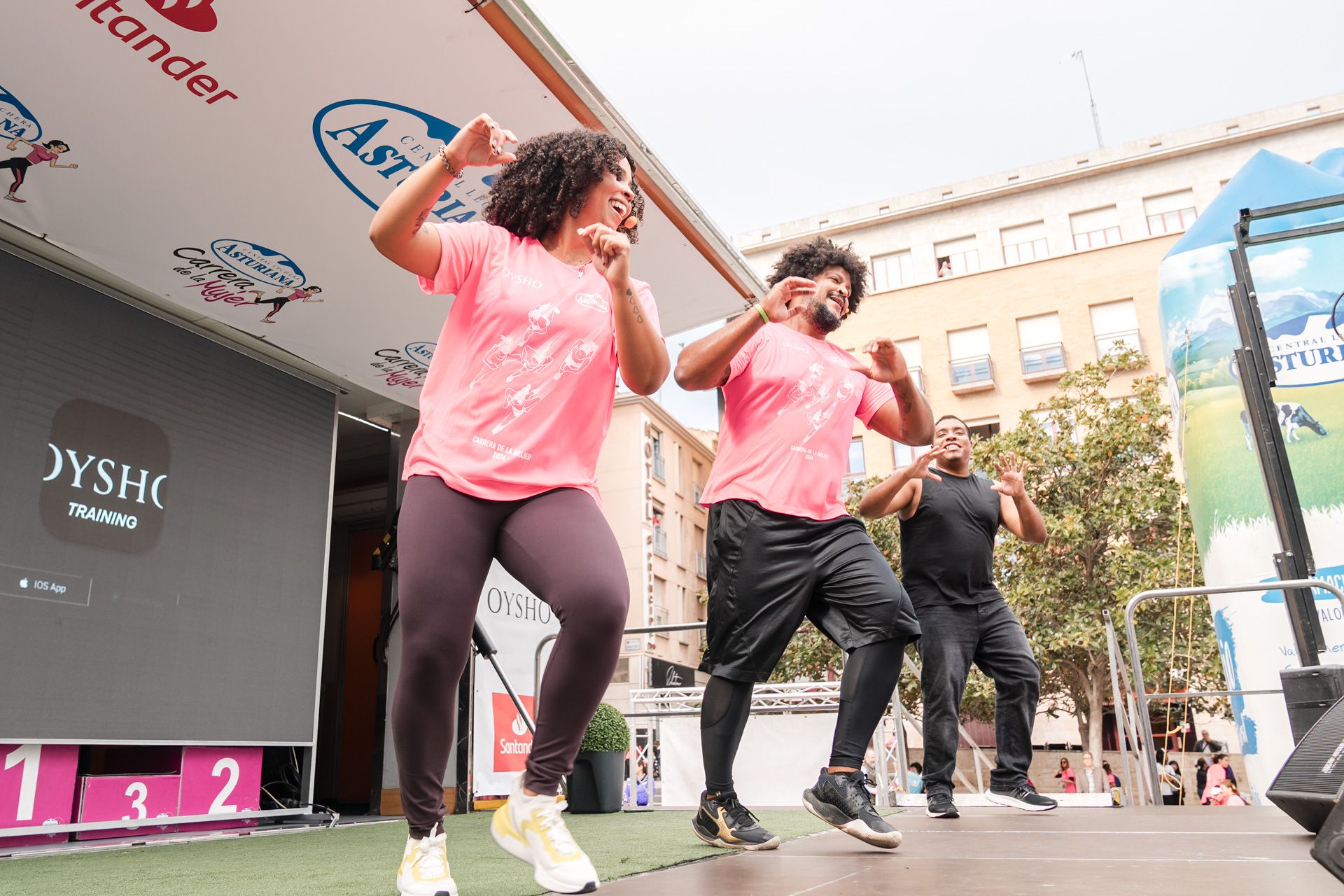 Las mejores fotos de la Carrera de la Mujer Central Lechera Asturiana de Zaragoza 2024 407
