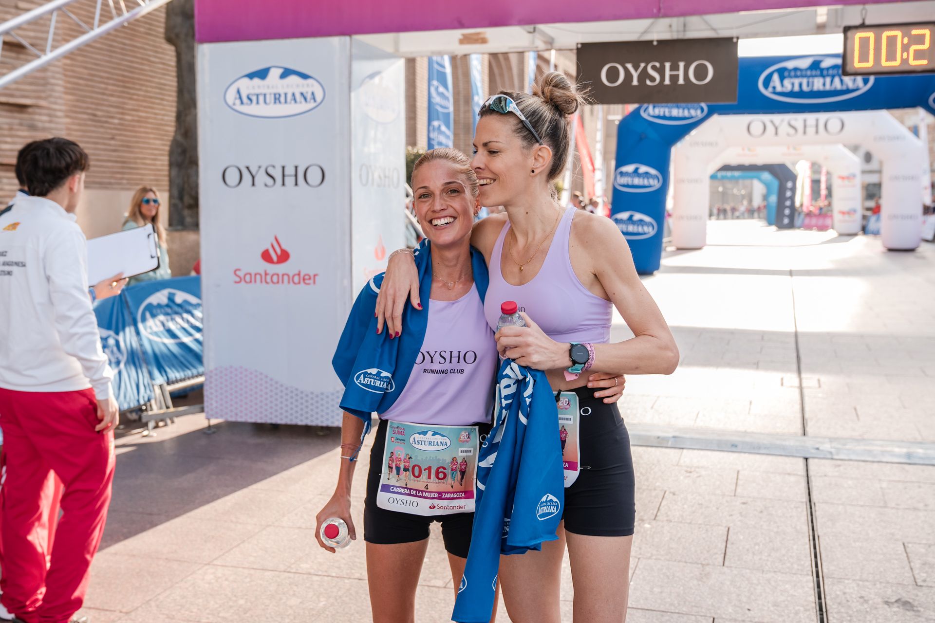 Las mejores fotos de la Carrera de la Mujer Central Lechera Asturiana de Zaragoza 2024 173