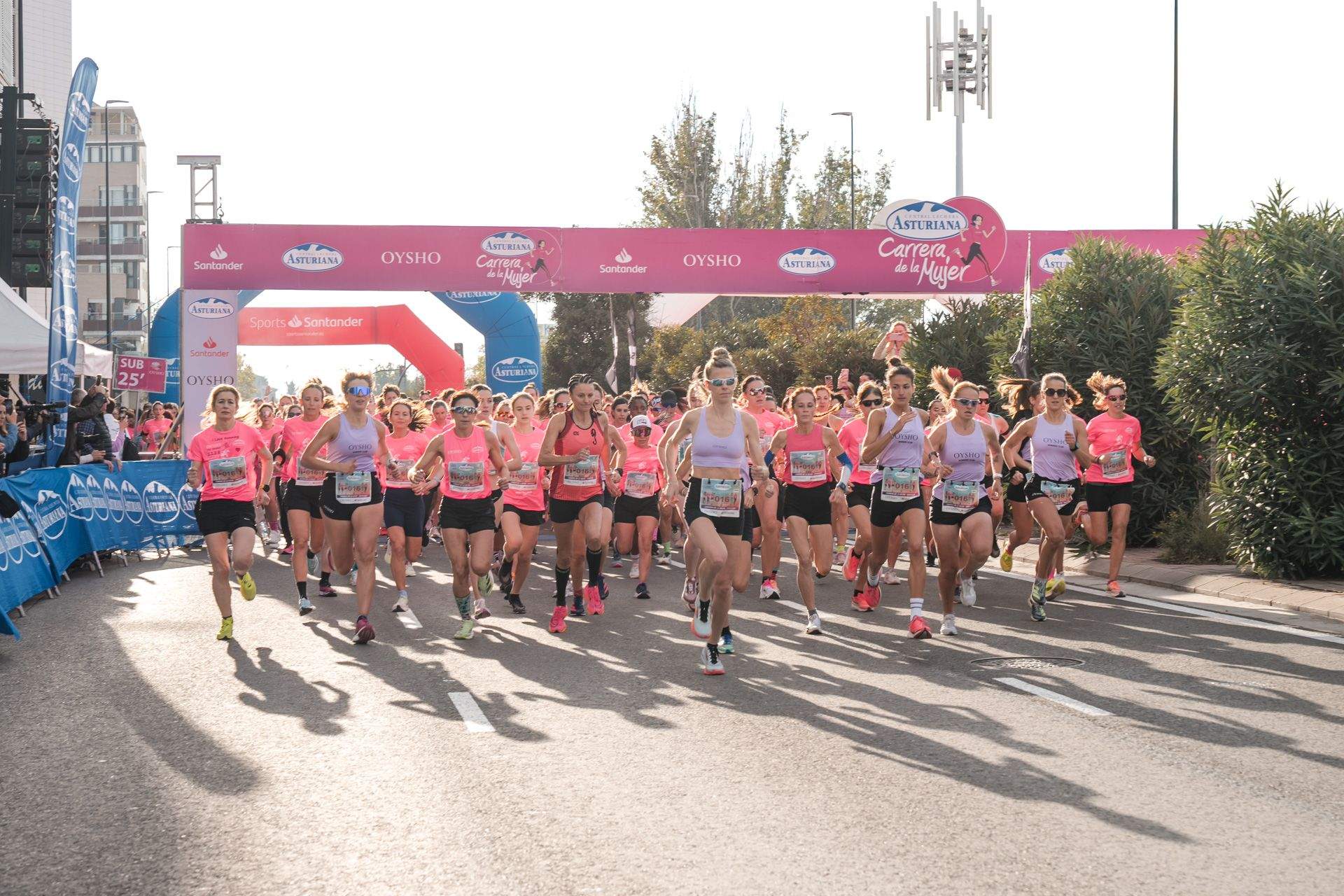 Las mejores fotos de la Carrera de la Mujer Central Lechera Asturiana de Zaragoza 2024 76