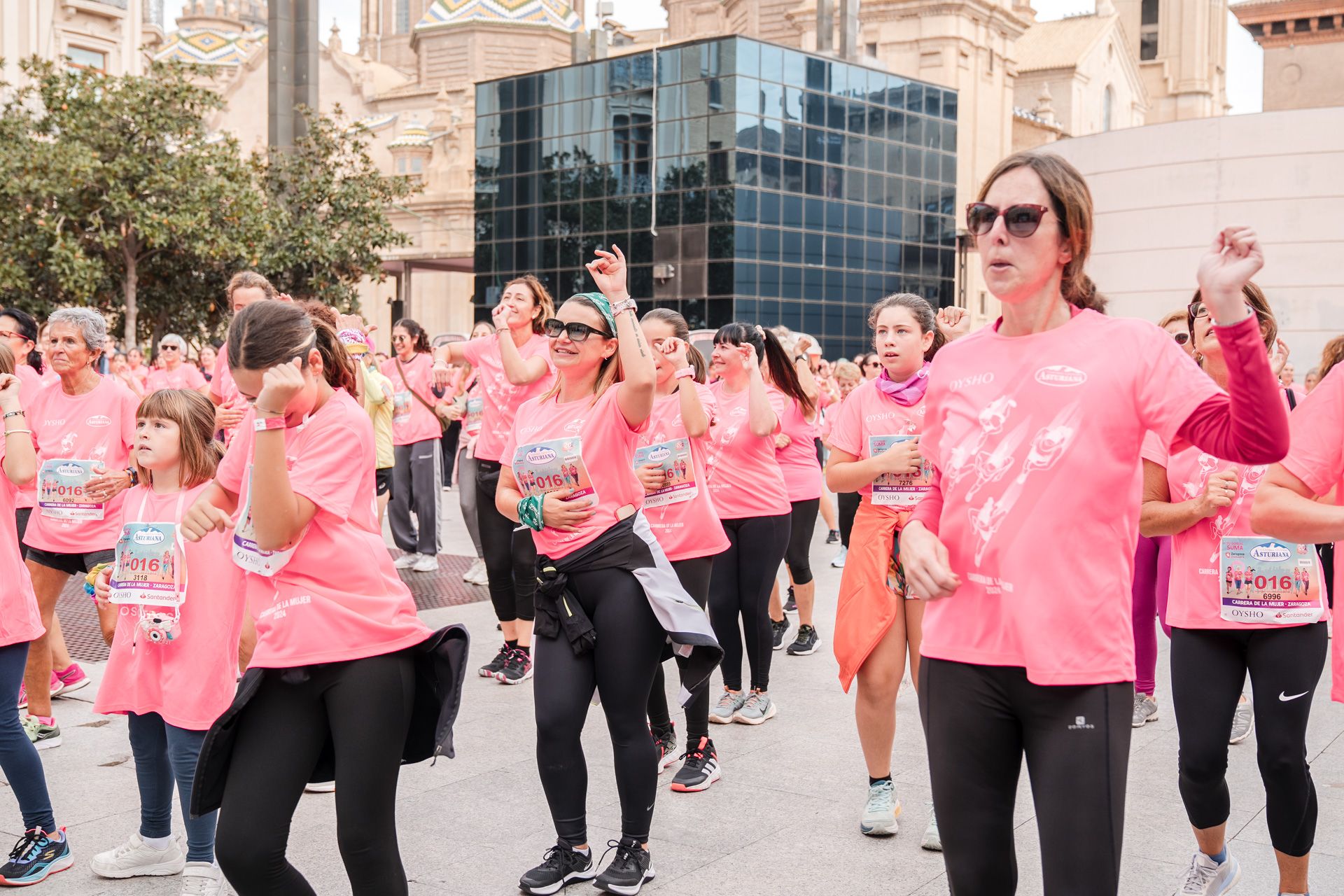 Las mejores fotos de la Carrera de la Mujer Central Lechera Asturiana de Zaragoza 2024 423