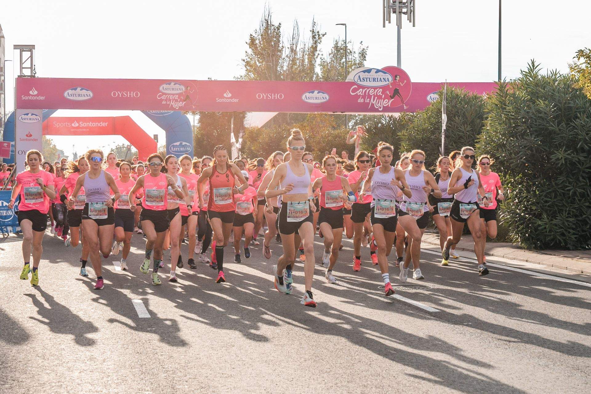 Las mejores fotos de la Carrera de la Mujer Central Lechera Asturiana de Zaragoza 2024 77