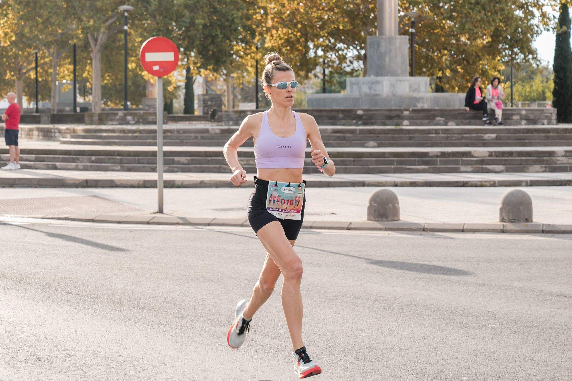Las mejores fotos de la Carrera de la Mujer Central Lechera Asturiana de Zaragoza 2024 81