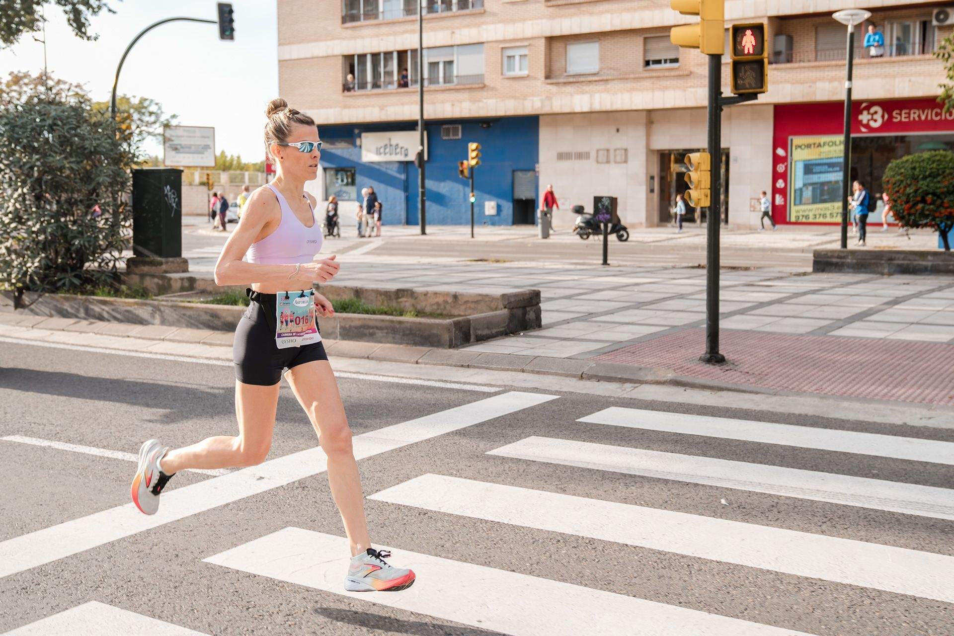 Las mejores fotos de la Carrera de la Mujer Central Lechera Asturiana de Zaragoza 2024 82