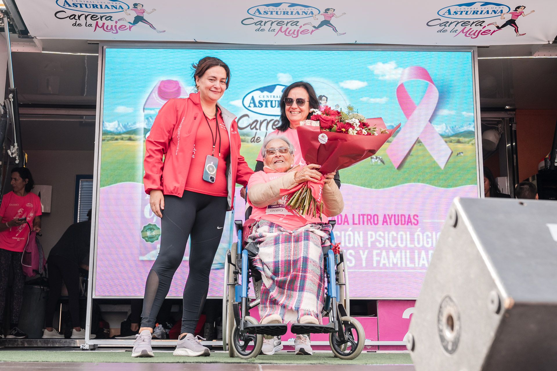 Las mejores fotos de la Carrera de la Mujer Central Lechera Asturiana de Zaragoza 2024 436