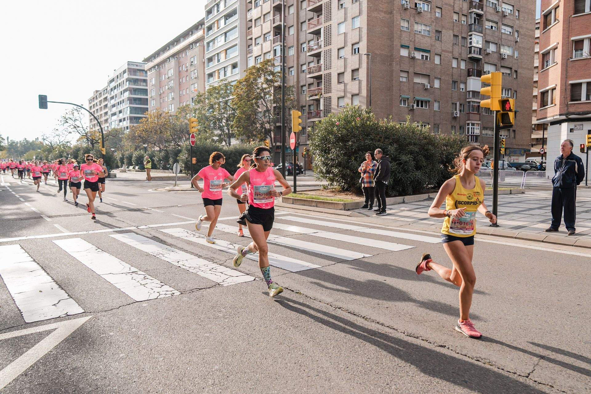 Las mejores fotos de la Carrera de la Mujer Central Lechera Asturiana de Zaragoza 2024 91