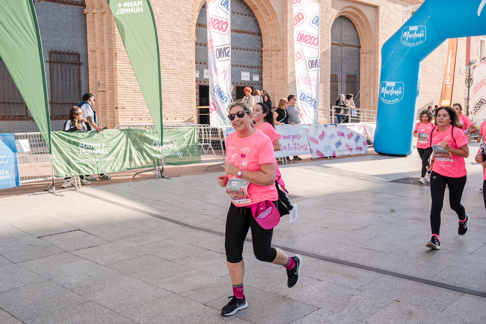 Las mejores fotos de la Carrera de la Mujer Central Lechera Asturiana de Zaragoza 2024 321