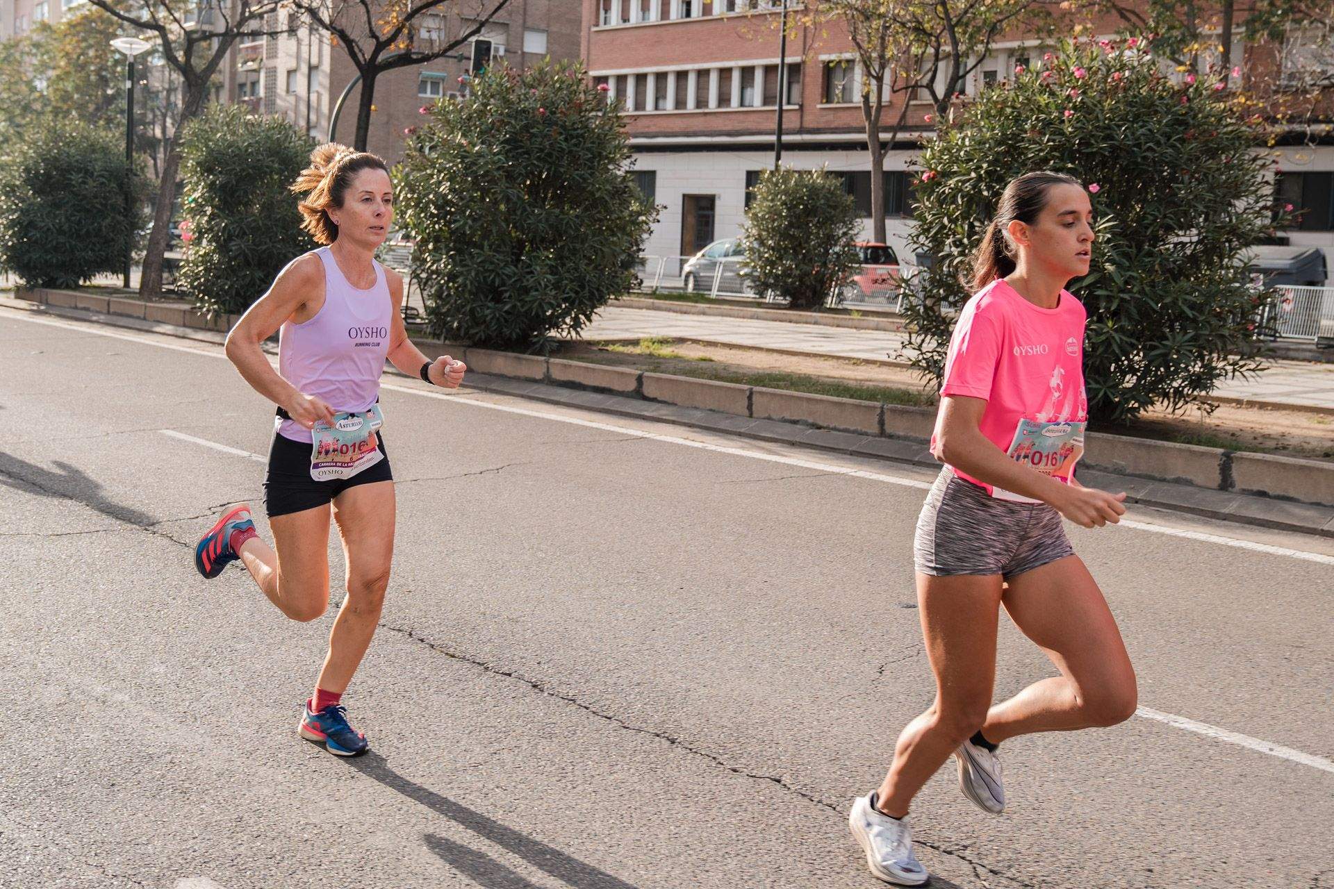 Las mejores fotos de la Carrera de la Mujer Central Lechera Asturiana de Zaragoza 2024 92