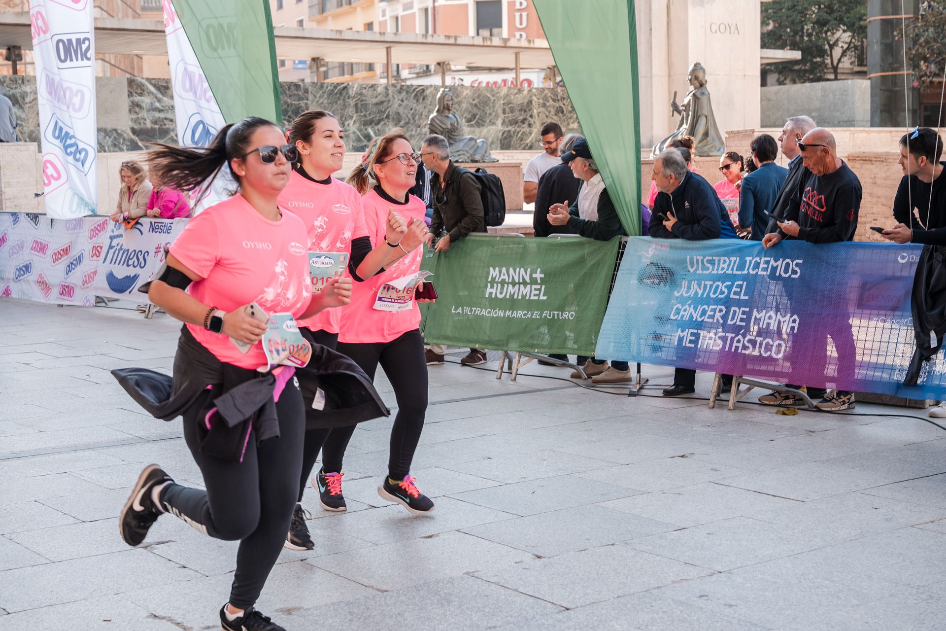 Las mejores fotos de la Carrera de la Mujer Central Lechera Asturiana de Zaragoza 2024 323