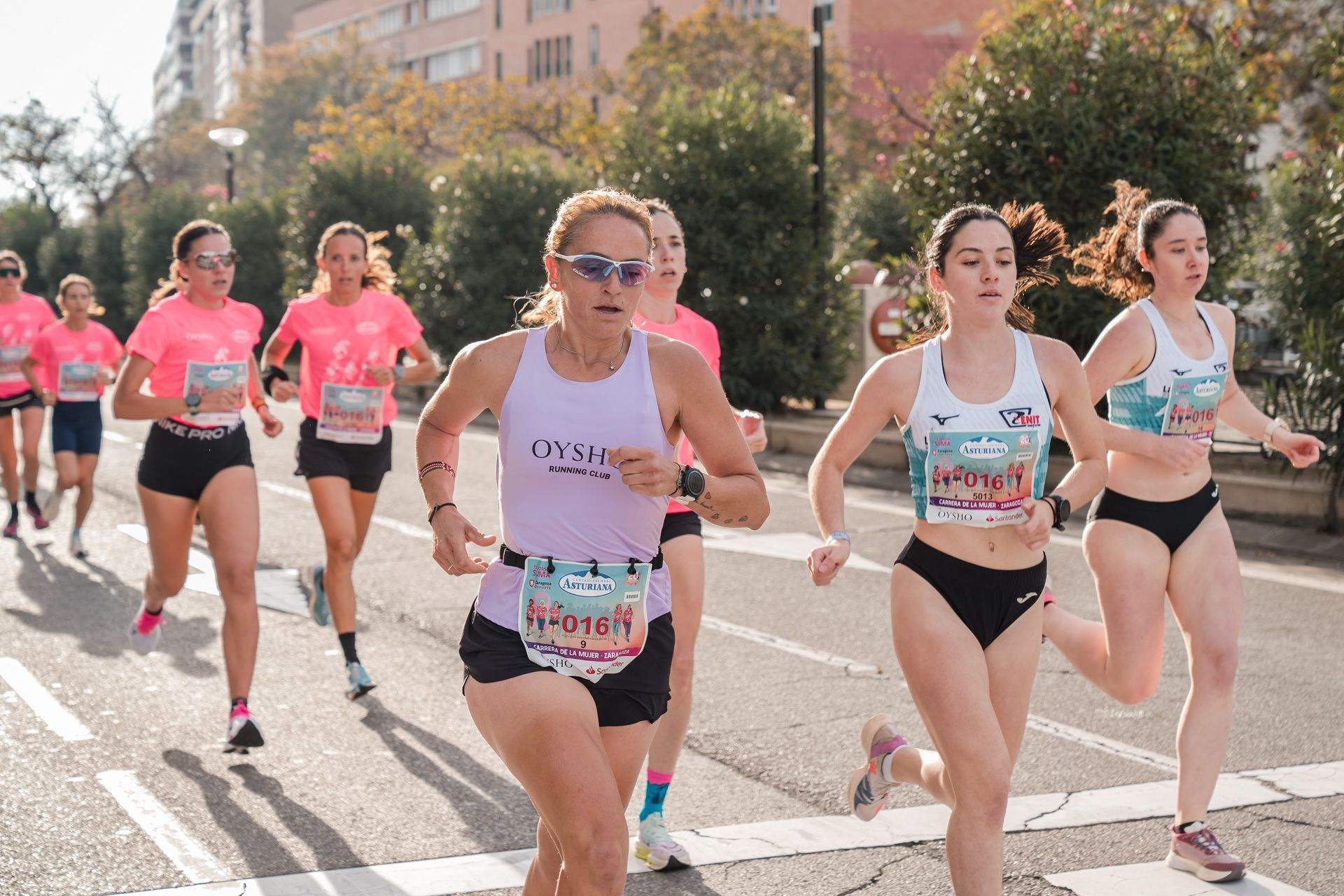 Las mejores fotos de la Carrera de la Mujer Central Lechera Asturiana de Zaragoza 2024 96