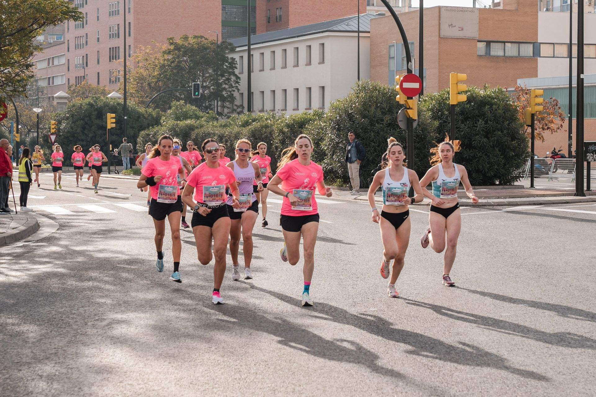 Las mejores fotos de la Carrera de la Mujer Central Lechera Asturiana de Zaragoza 2024 98