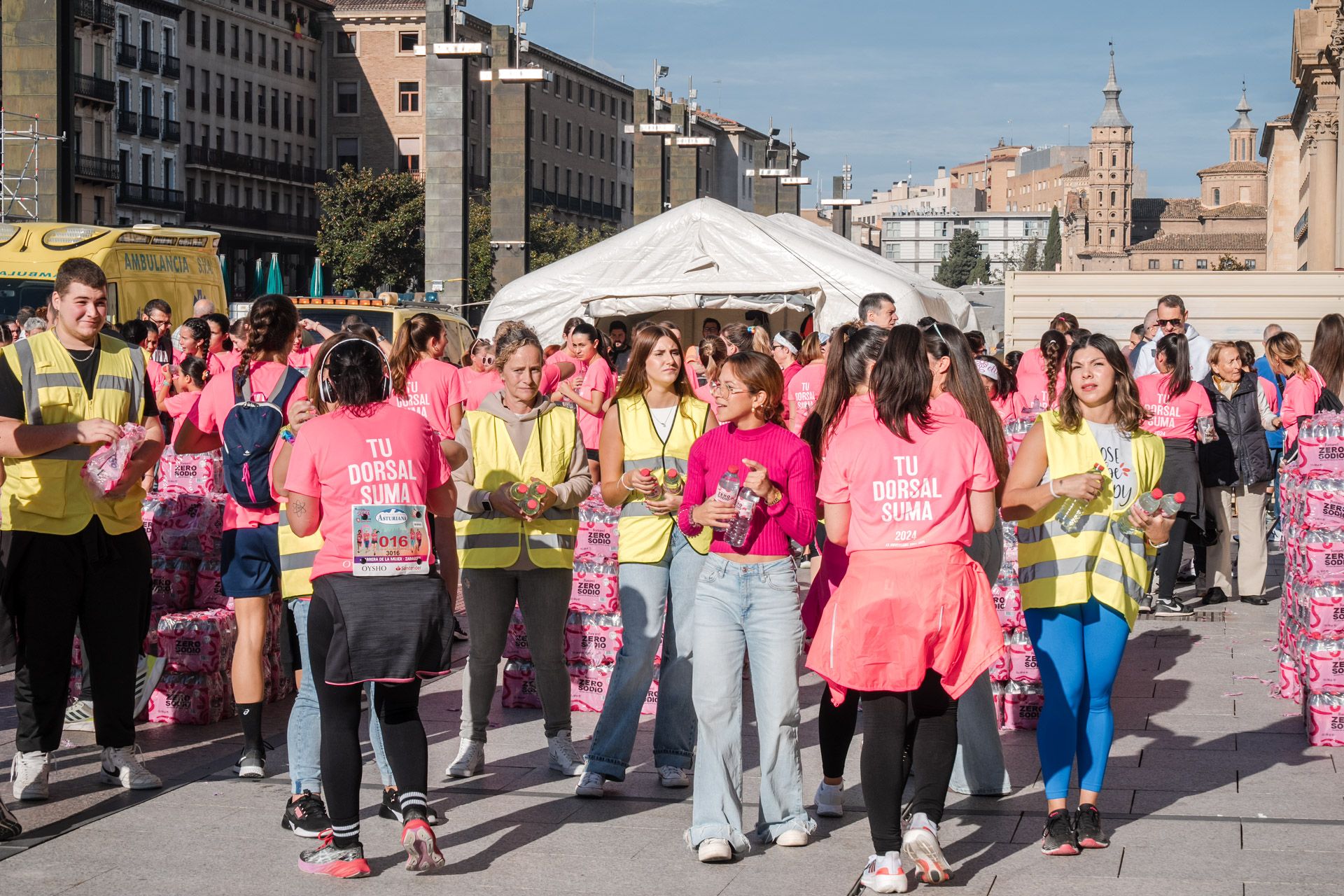 Las mejores fotos de la Carrera de la Mujer Central Lechera Asturiana de Zaragoza 2024 330