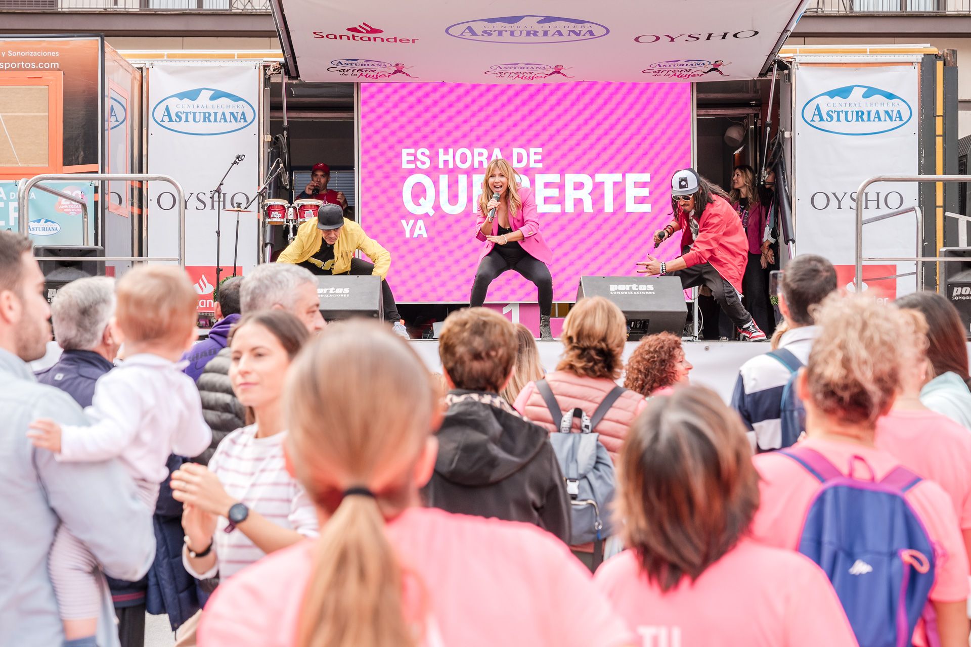 Las mejores fotos de la Carrera de la Mujer Central Lechera Asturiana de Zaragoza 2024 450