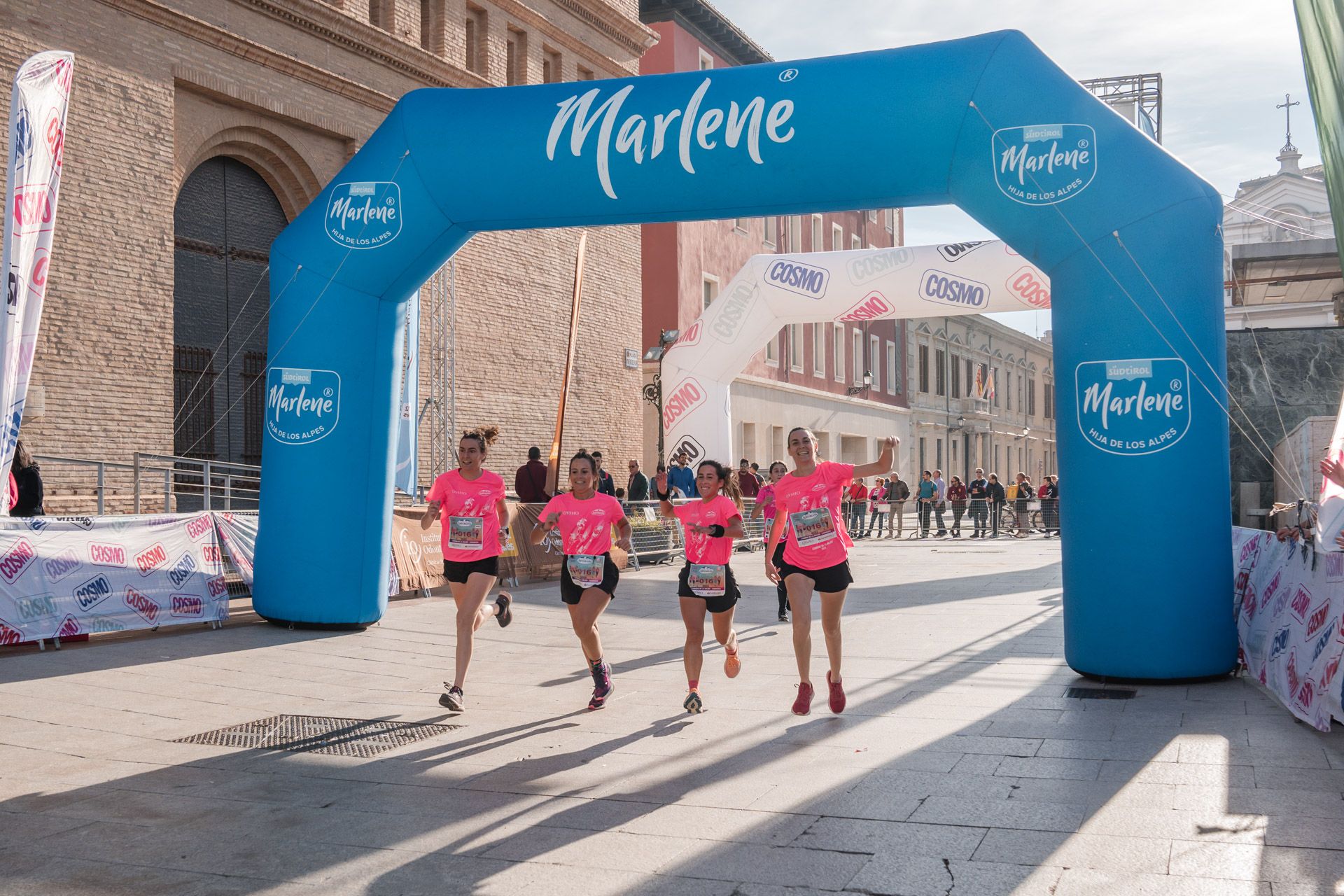 Las mejores fotos de la Carrera de la Mujer Central Lechera Asturiana de Zaragoza 2024 216