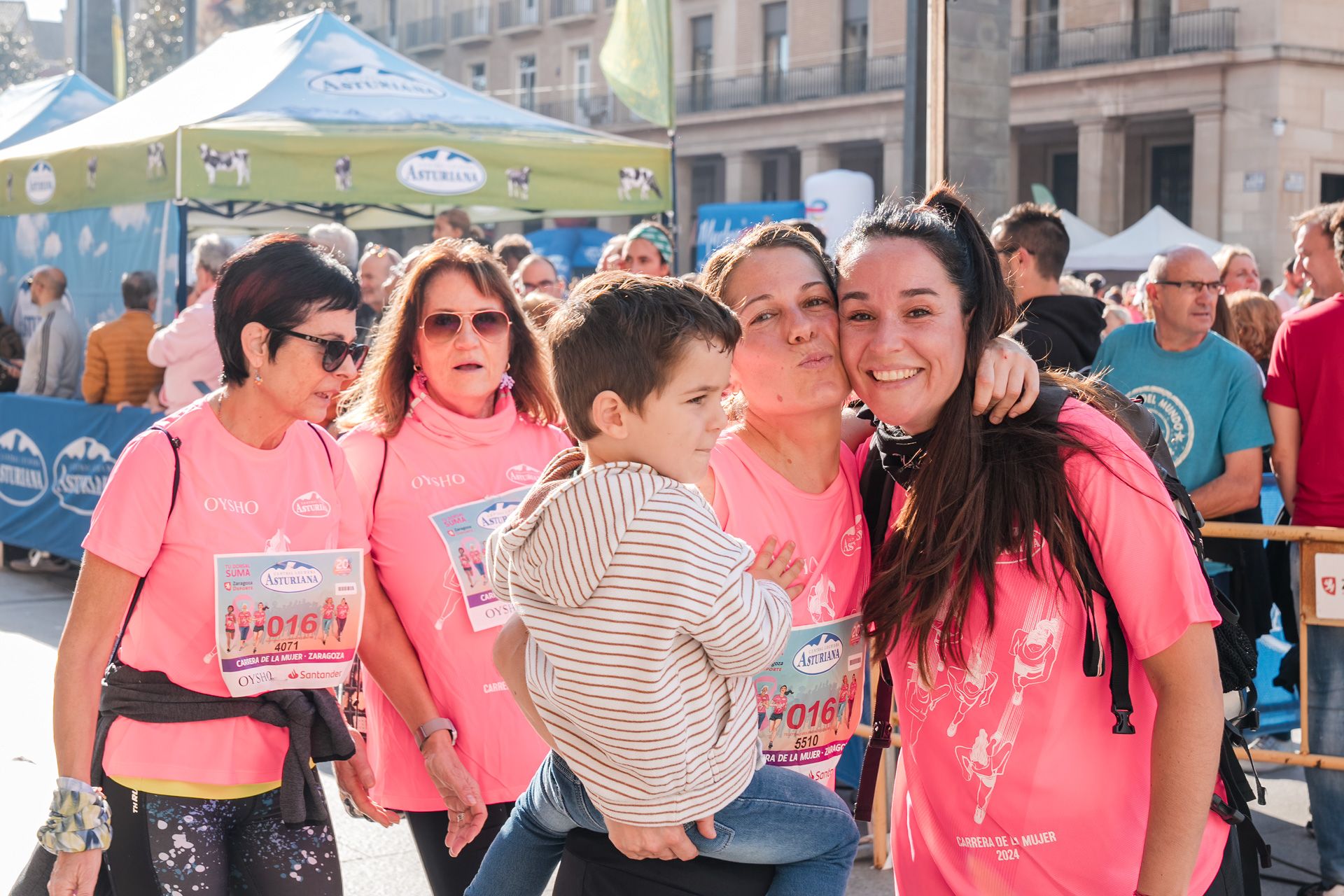 Las mejores fotos de la Carrera de la Mujer Central Lechera Asturiana de Zaragoza 2024 334