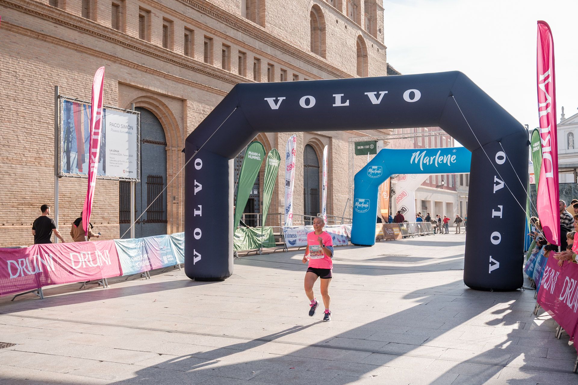 Las mejores fotos de la Carrera de la Mujer Central Lechera Asturiana de Zaragoza 2024 223