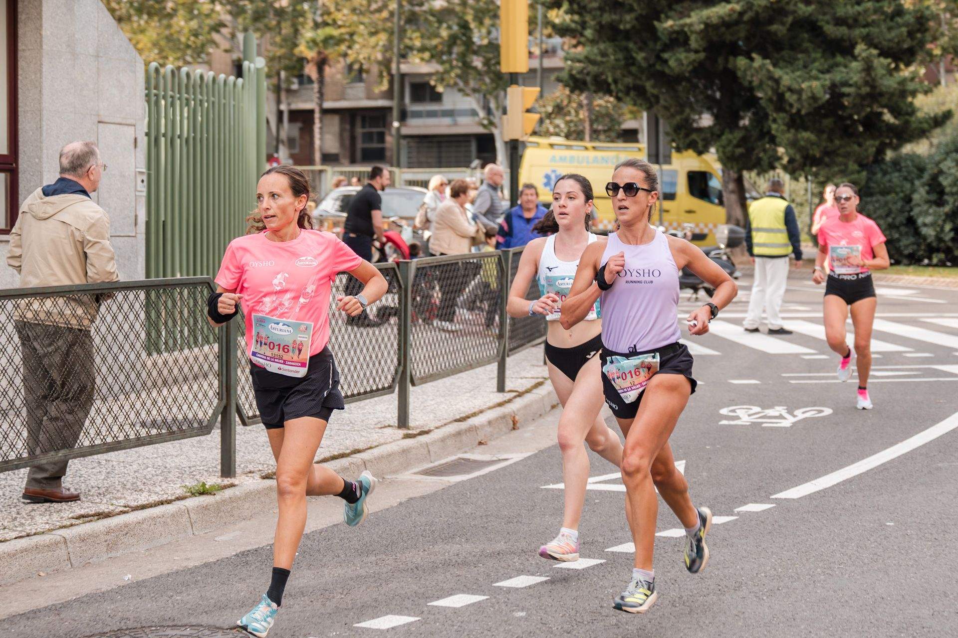 Las mejores fotos de la Carrera de la Mujer Central Lechera Asturiana de Zaragoza 2024 111