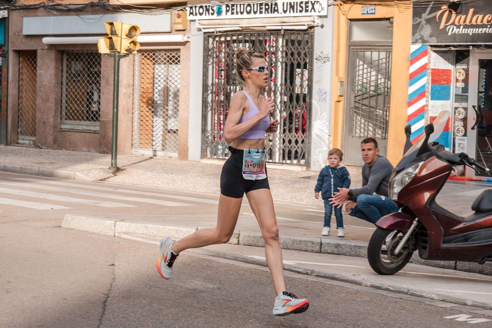 Las mejores fotos de la Carrera de la Mujer Central Lechera Asturiana de Zaragoza 2024 115